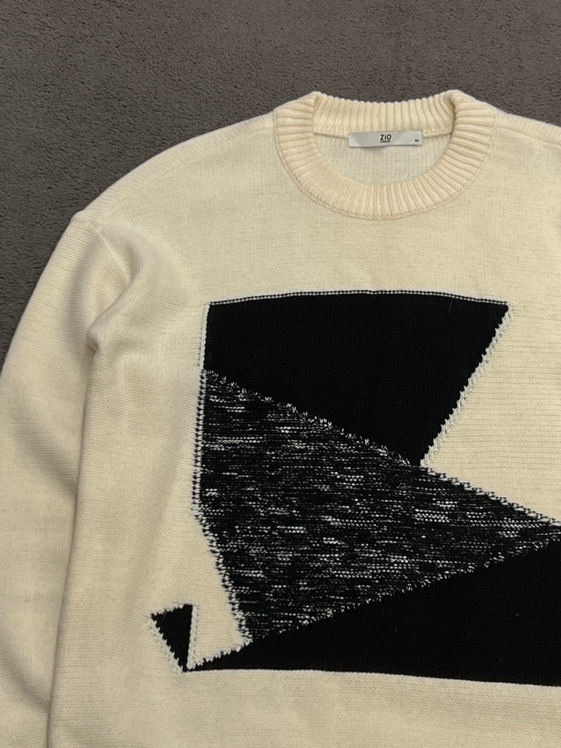 지오송지오 패턴 니트 처분  상품이미지2