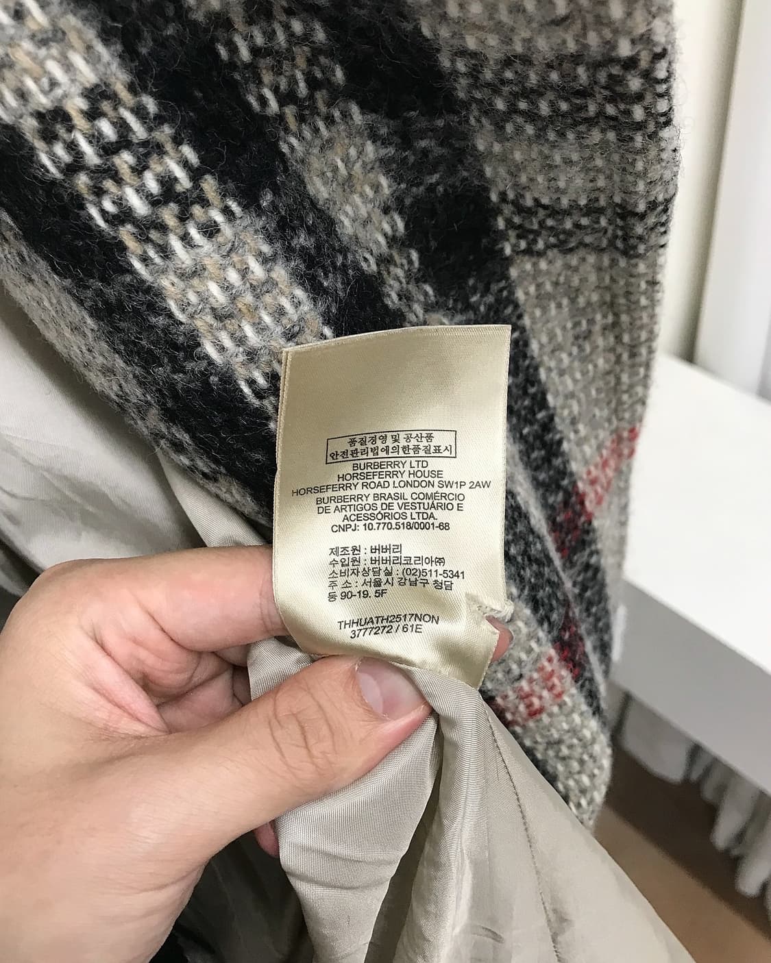 버버리 노바체크 더블 울 코트 상품이미지6