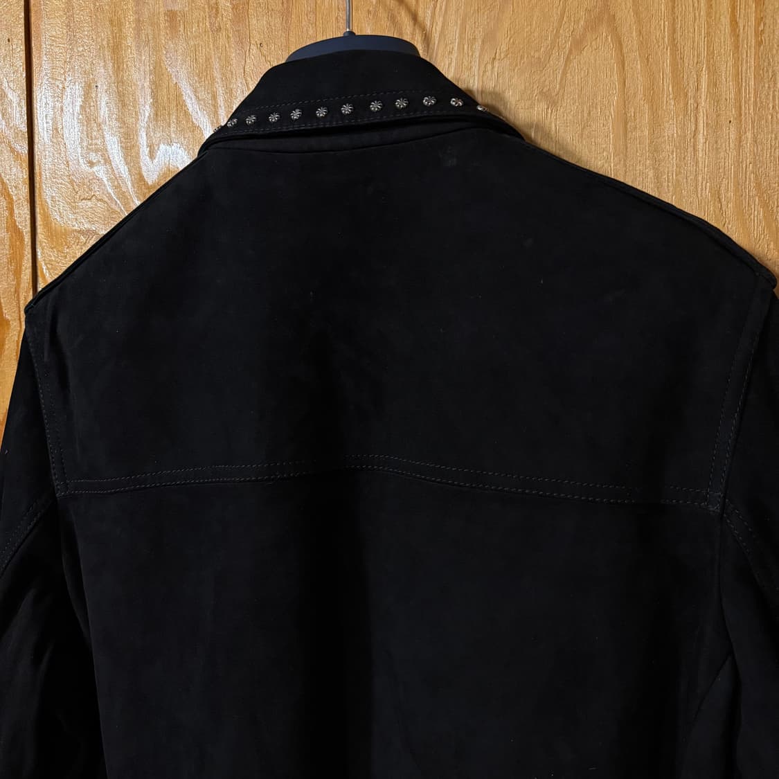 생로랑 플로랄 스터드 스웨이드 자켓 52 사이즈 상품이미지8
