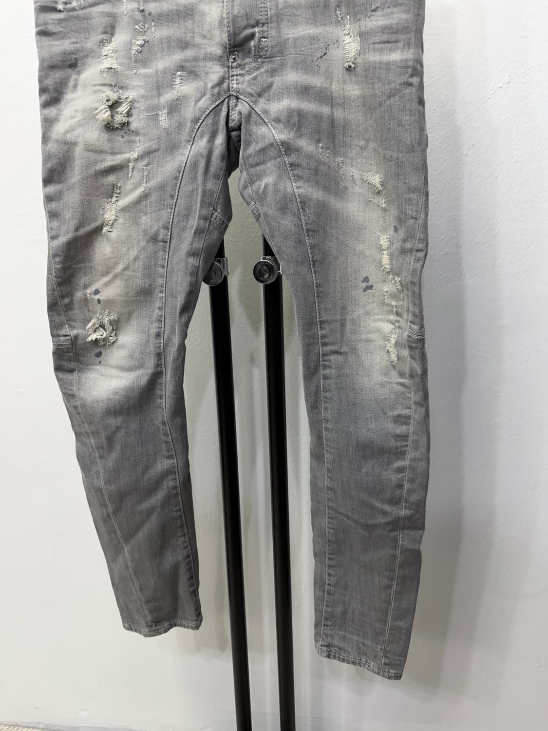 정품) 디스퀘어드2 데미지 워싱 타이디 바이커 청바지 46 상품이미지3