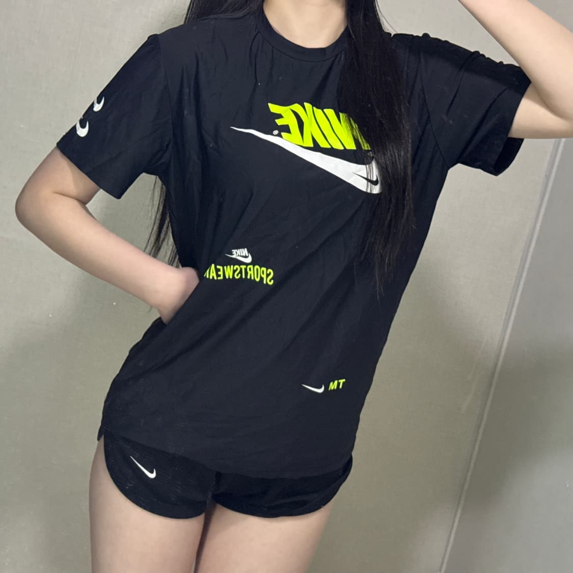 희귀 나이키 MT 멀티 올드스쿨 스우시 로고 기능성 반팔티 🖤 상품이미지1