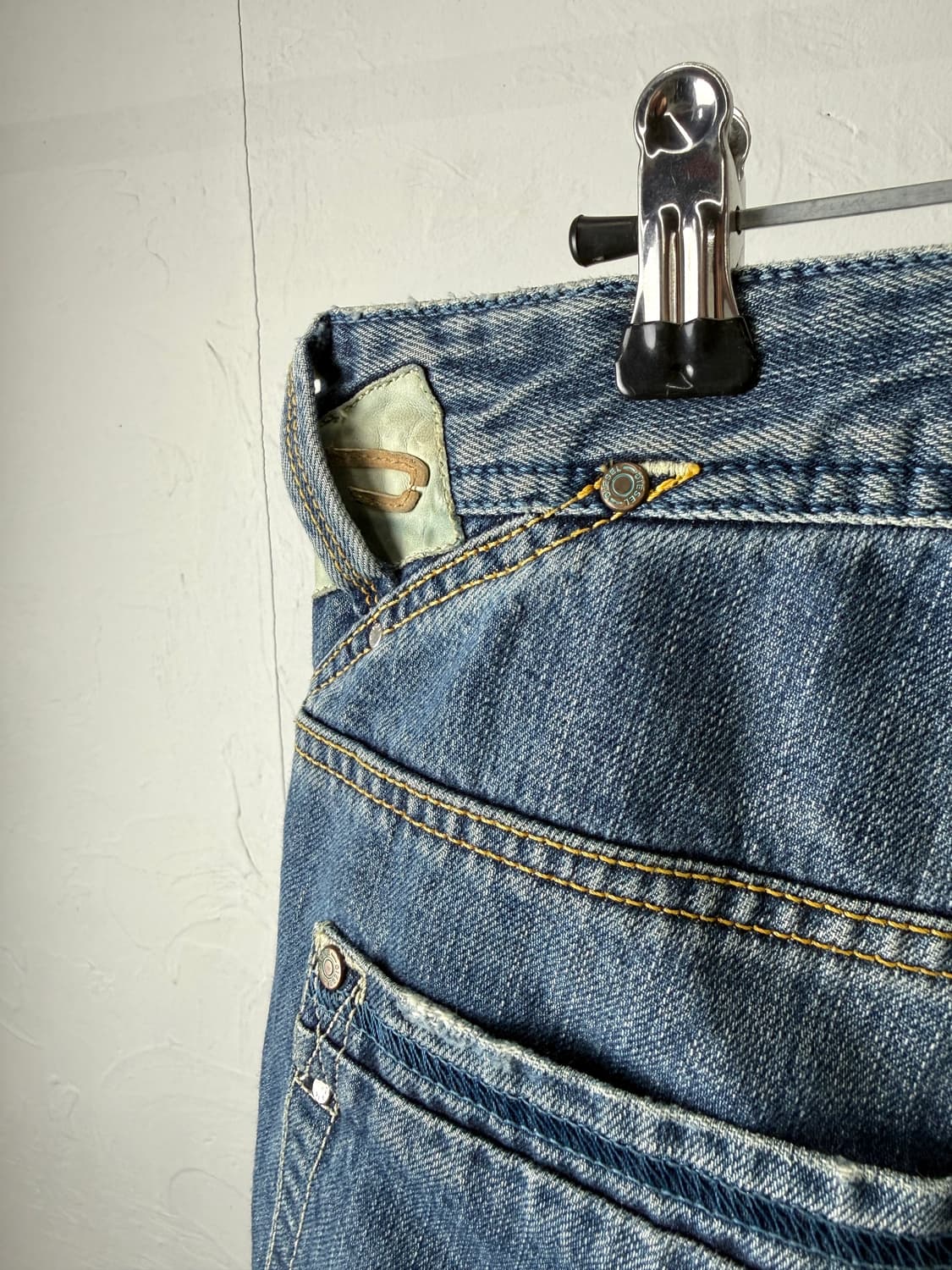 디젤 BUSKY 데님 팬츠 상품이미지8