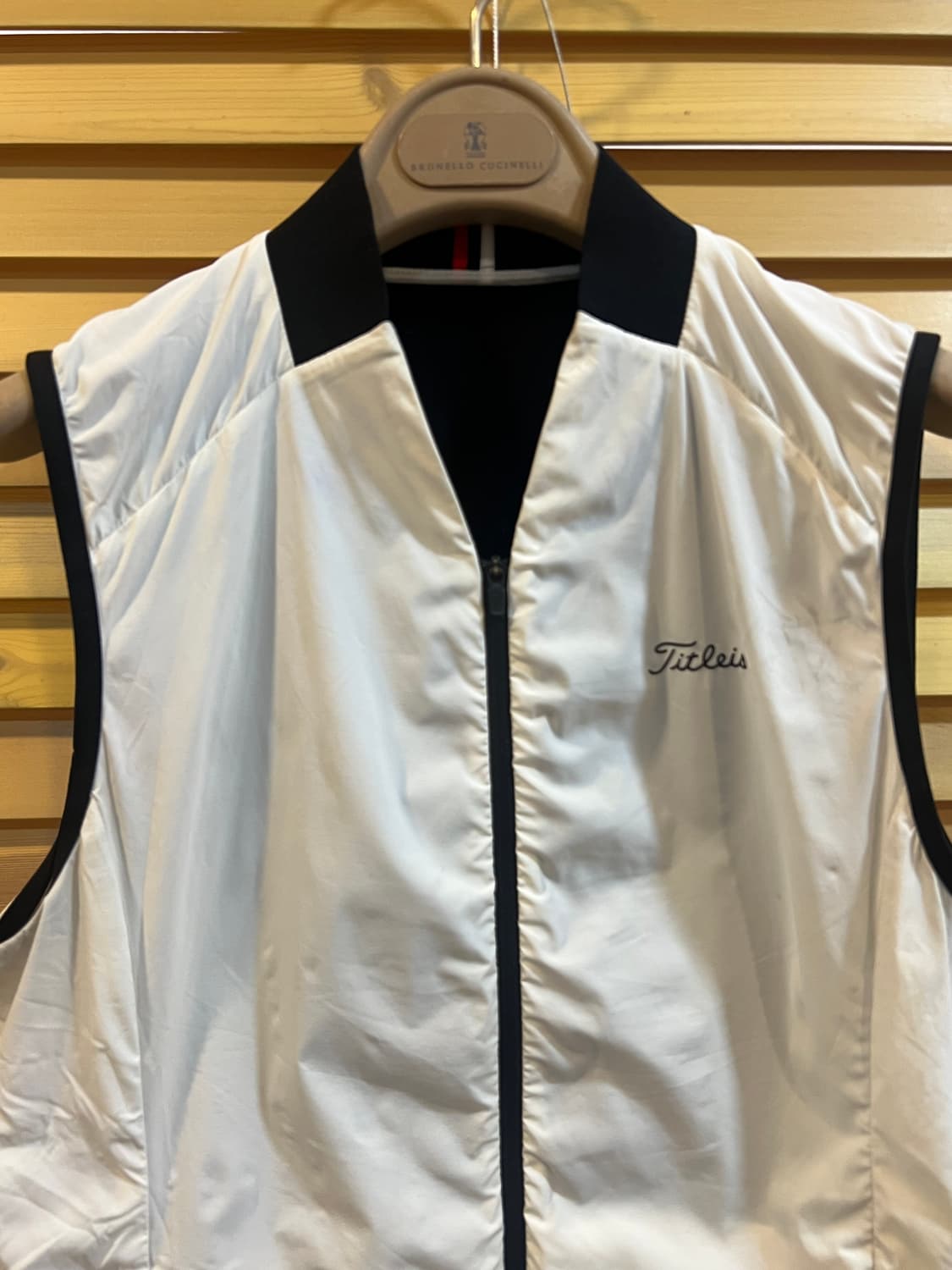 타이틀리스트 여성 아이보리 바람막이조끼 골프조끼 상품이미지1