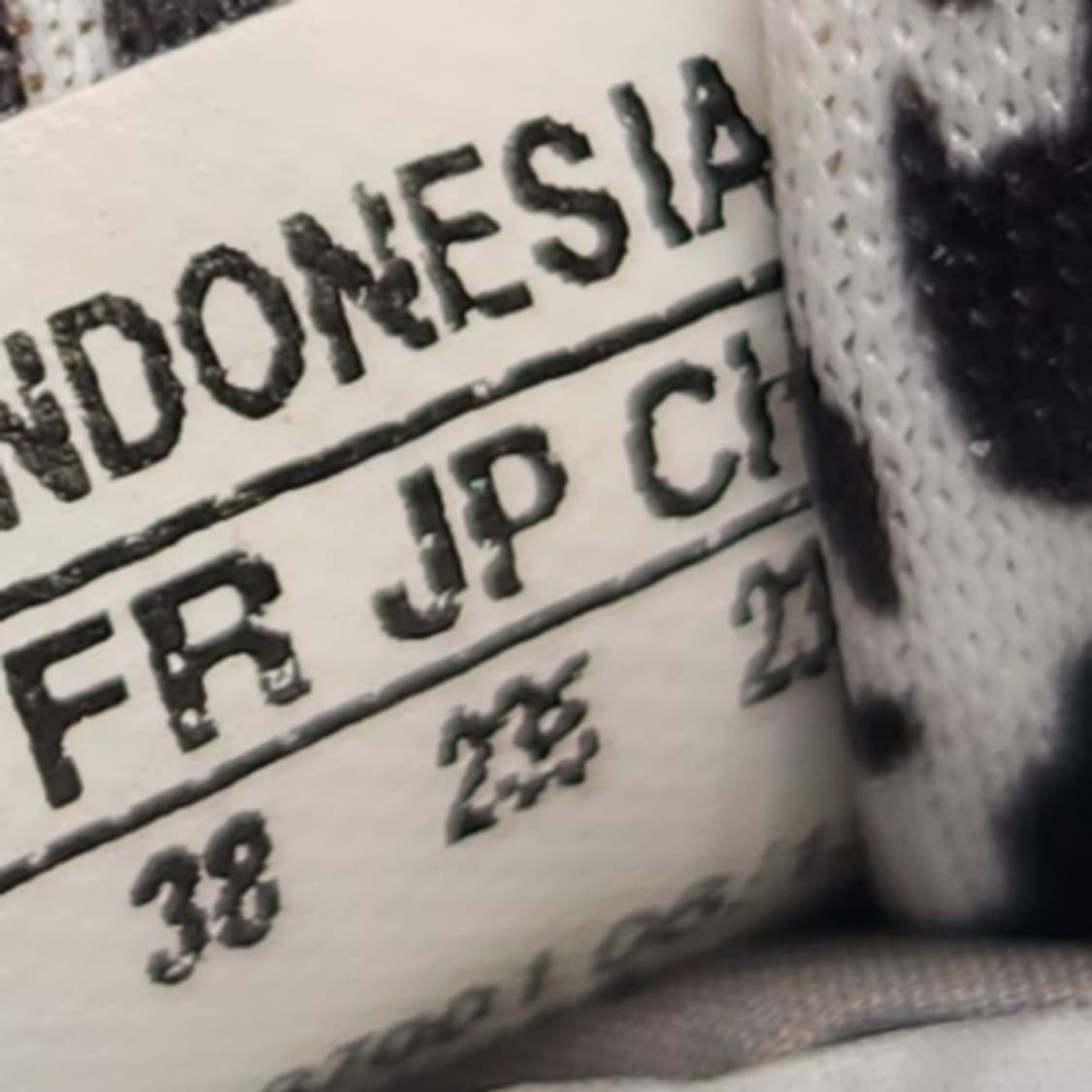 ooo 아디다스 ZX700 여성운동화235 상품이미지6