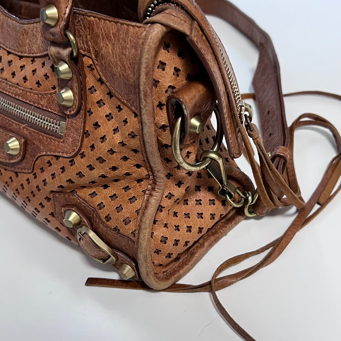 발렌시아가 모터백 상품이미지5