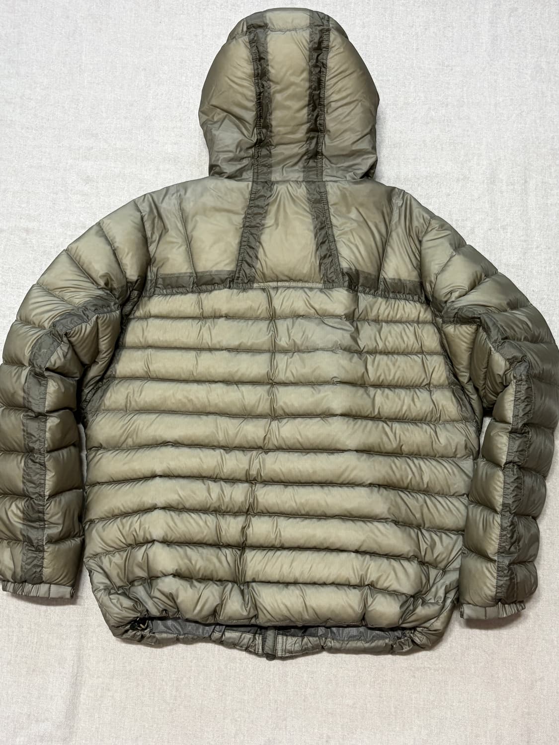 언어펙티드 라이트다운 자켓 25FW 상품이미지8