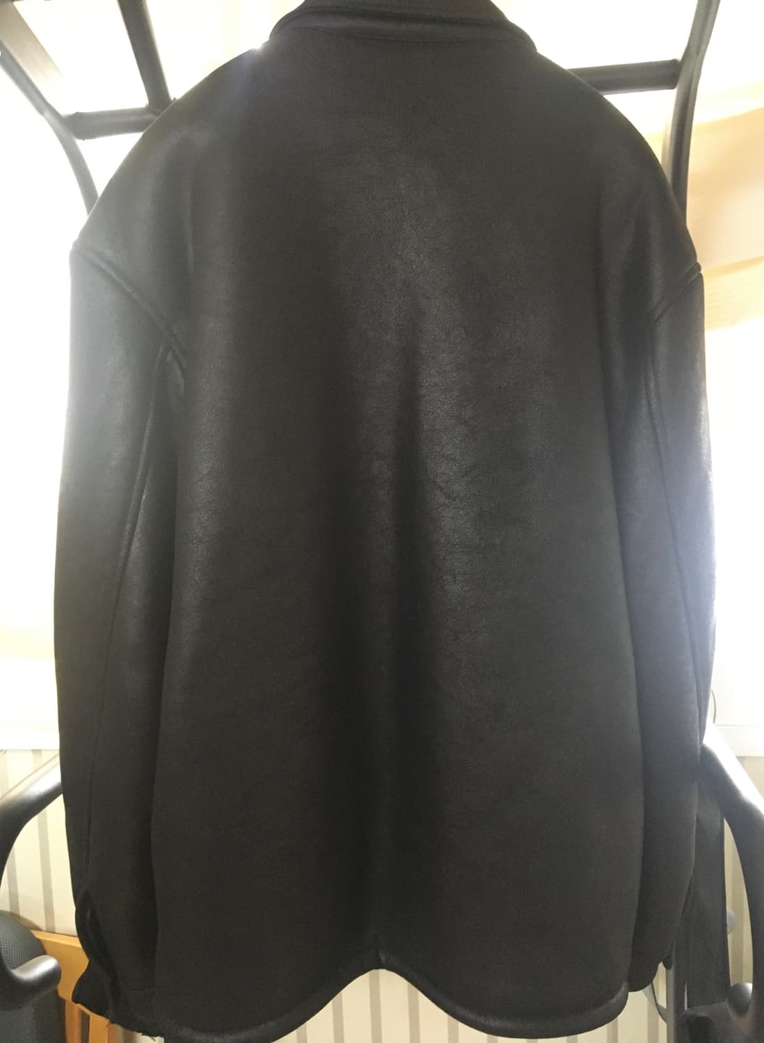 자라 가죽자켓 블랙 판매합니다 상품이미지4