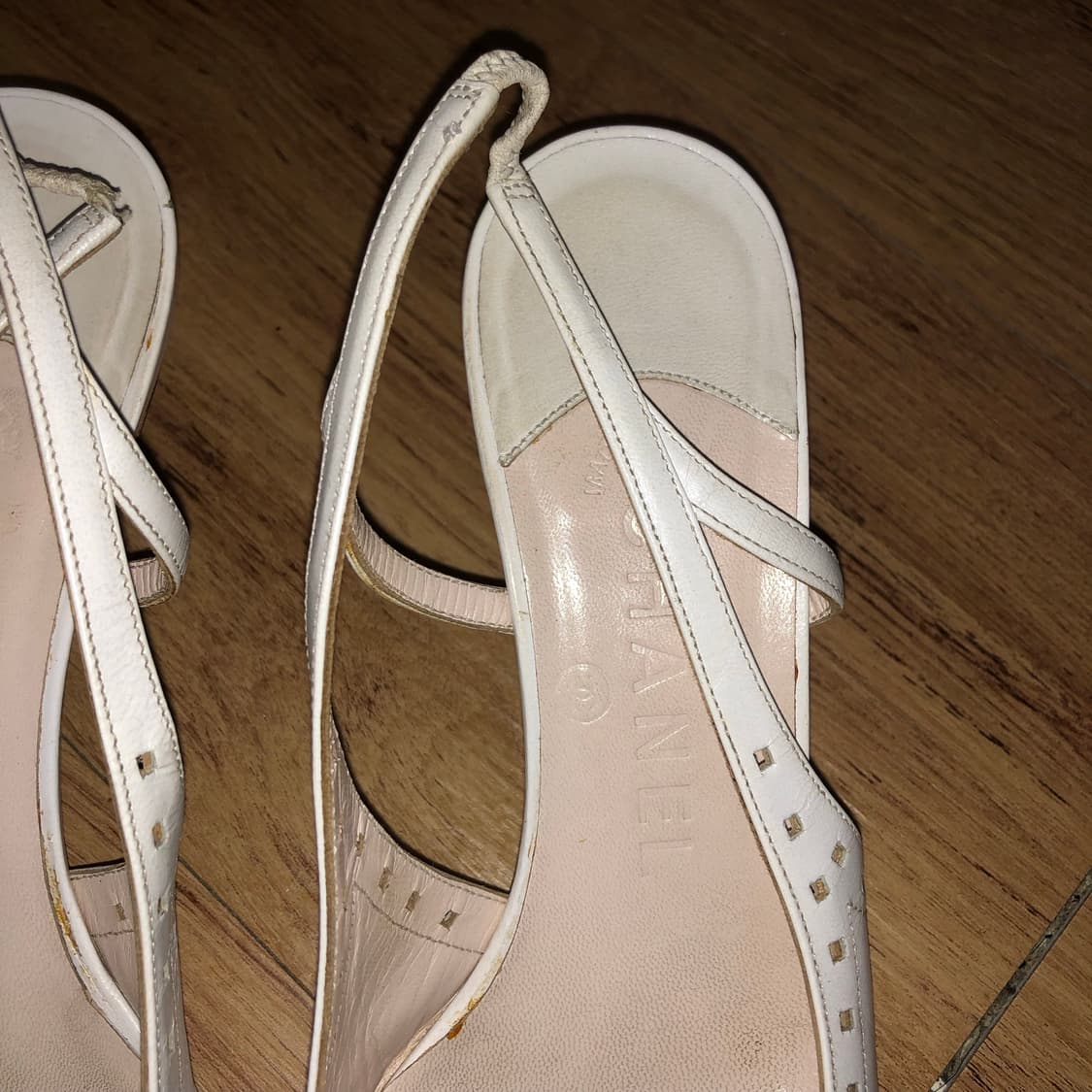 Chanel white heels 📬  상품이미지3