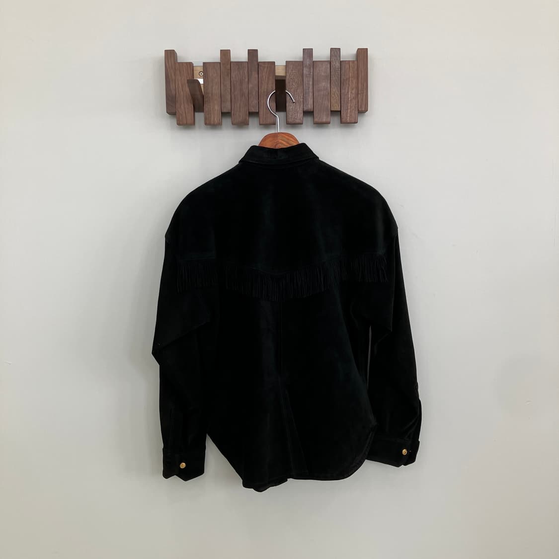 베르사체 Istante Line 블랙 누벅 스웨이드 보호시크 셔츠 상품이미지3