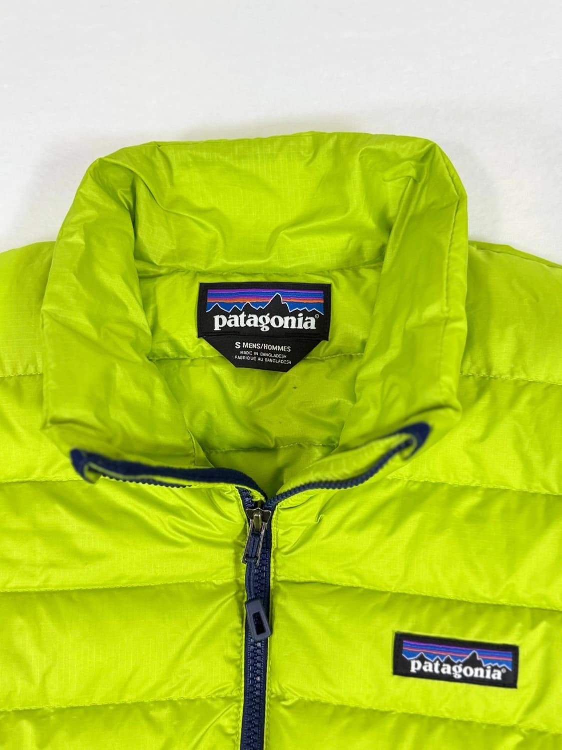10s 파타고니아 경량패딩 네온 그린 상품이미지2