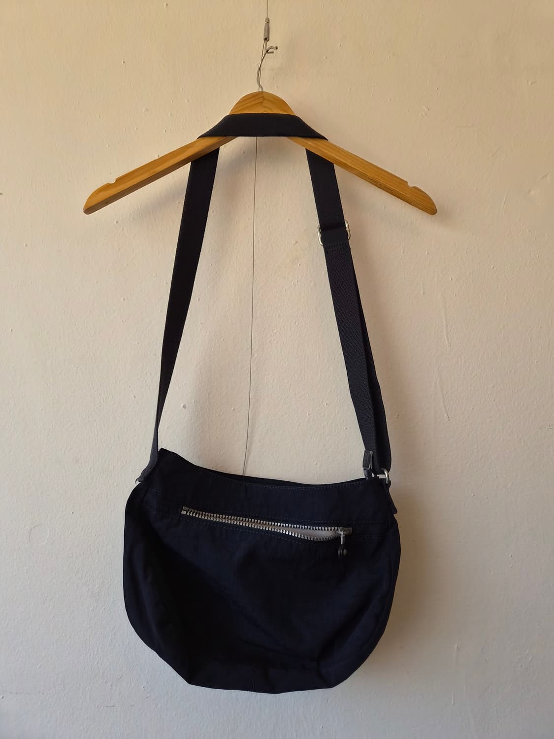 키플링 여성 패브릭크로스백 상품이미지2