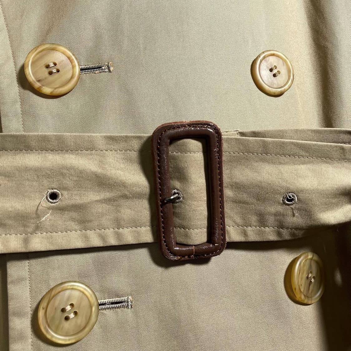 버버리 노바체크 안감 더블 견장 로브 트렌치 코트 상품이미지6