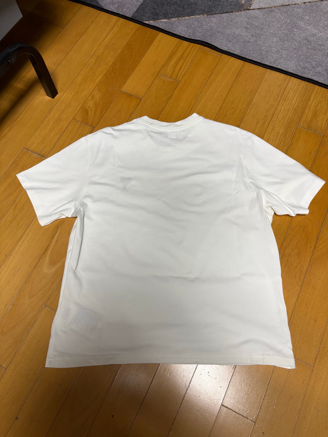 [새상품급] 아미 미디움하트 로고 네츄럴 화이트 S 상품이미지4