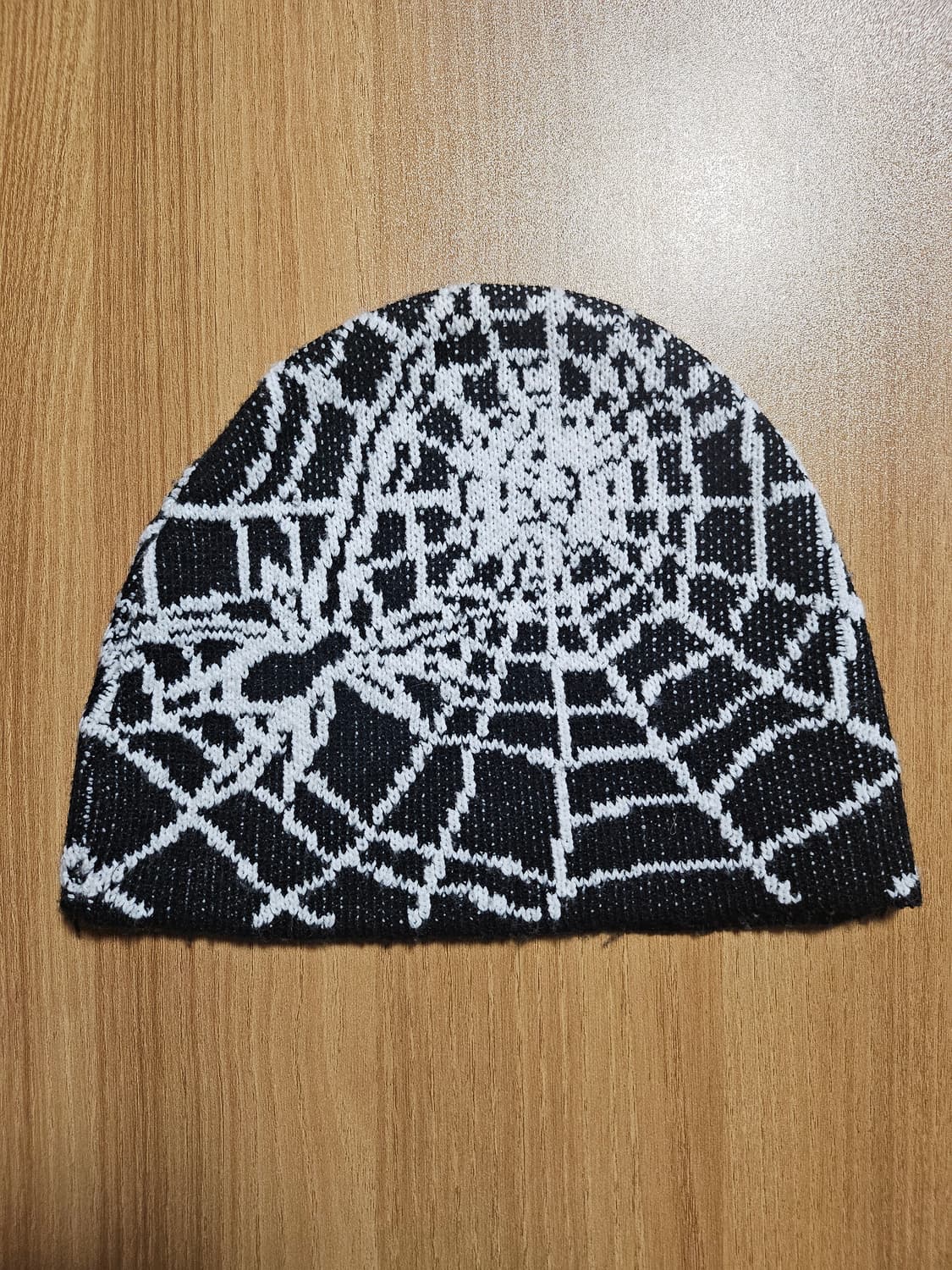 떠그 클럽 스파이더 웹 비니 상품이미지2