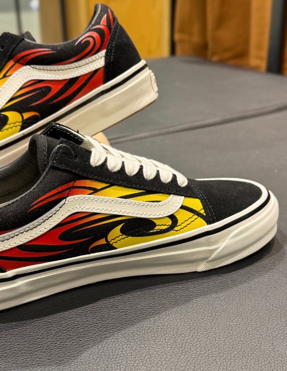 반스 프리미엄 올드스쿨 플레임 블랙 화이트 280 상품이미지9