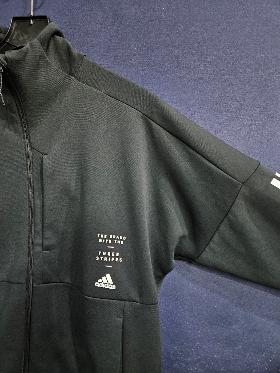 아디다스 삼선 블랙차콜 남성 105 져지 집업자켓  상품이미지4
