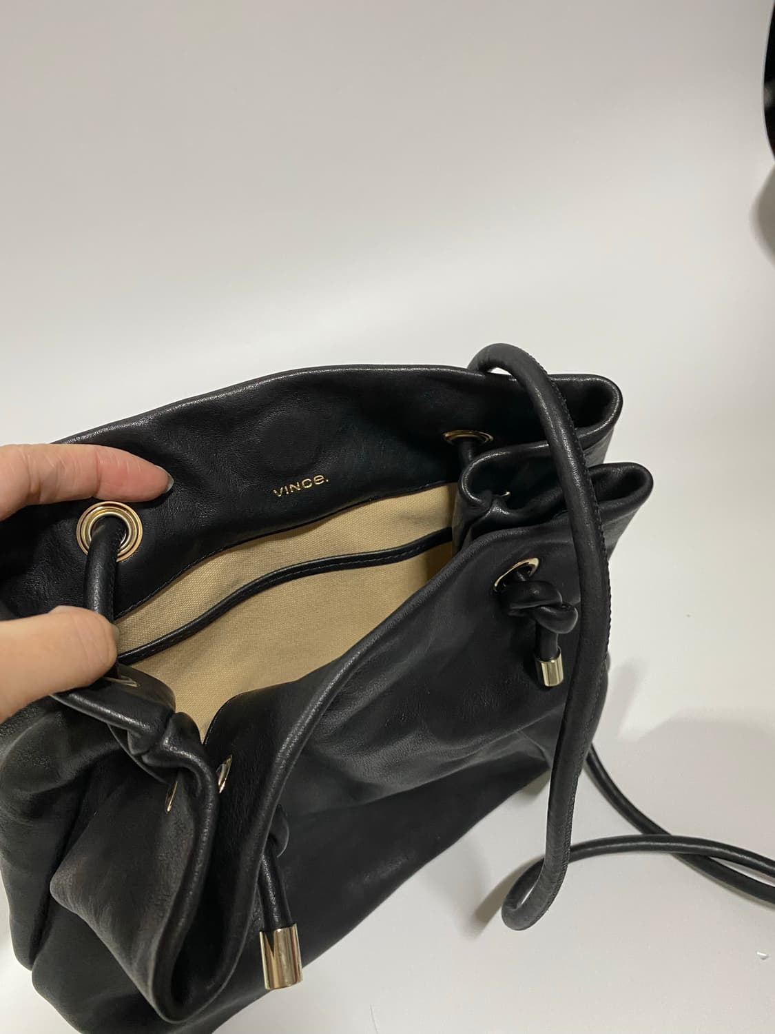 Vince 빈스 백팩 가죽 가방 상품이미지6