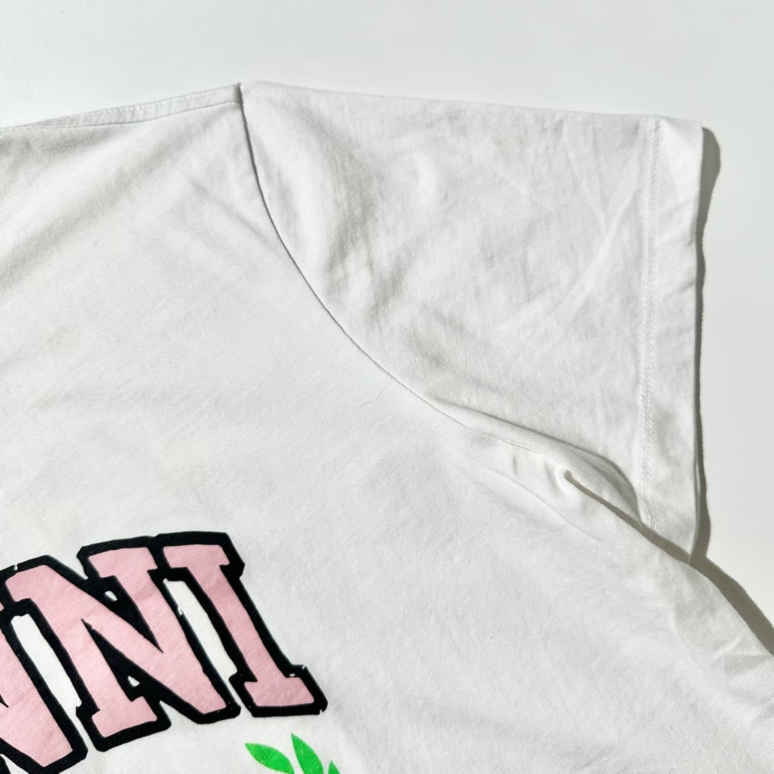 가니 유니버시티 오브 러브 반팔 티셔츠 상품이미지5