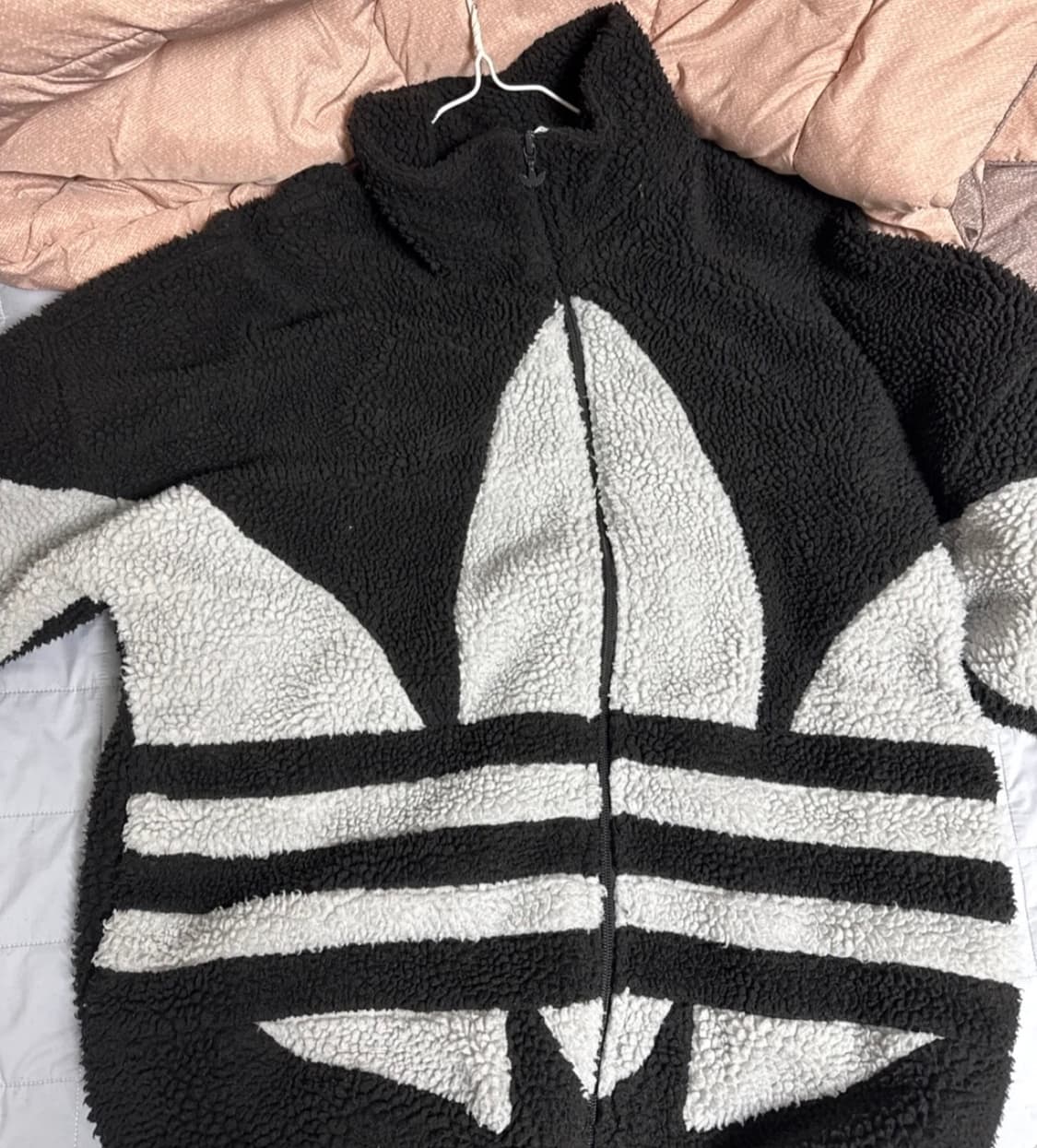 아디다스 빅로고 파이어버드 뽀글이 플리스 점퍼 상품이미지1