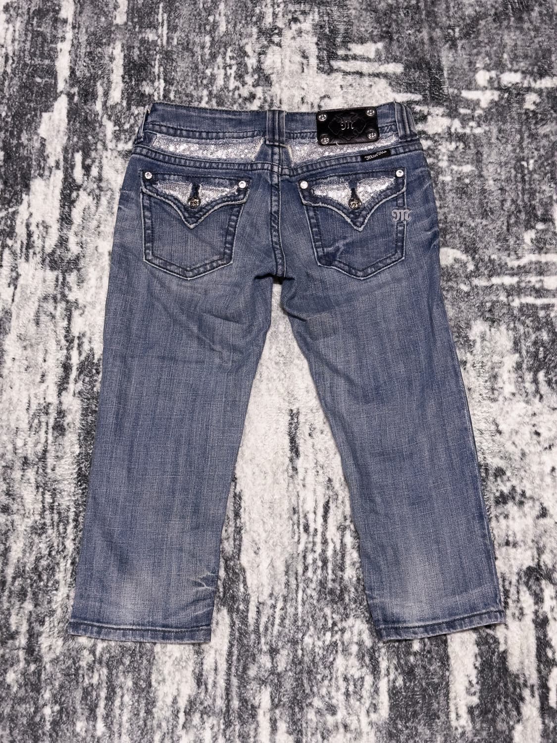 {Miss Me} Sequin Pocket Capri Jeans  상품이미지1