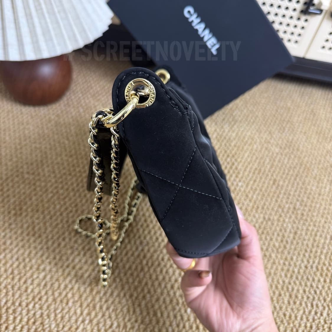  샤넬뷰티 벨벳 별참 체인 반달 호보백 크로스백 신상 상품이미지2