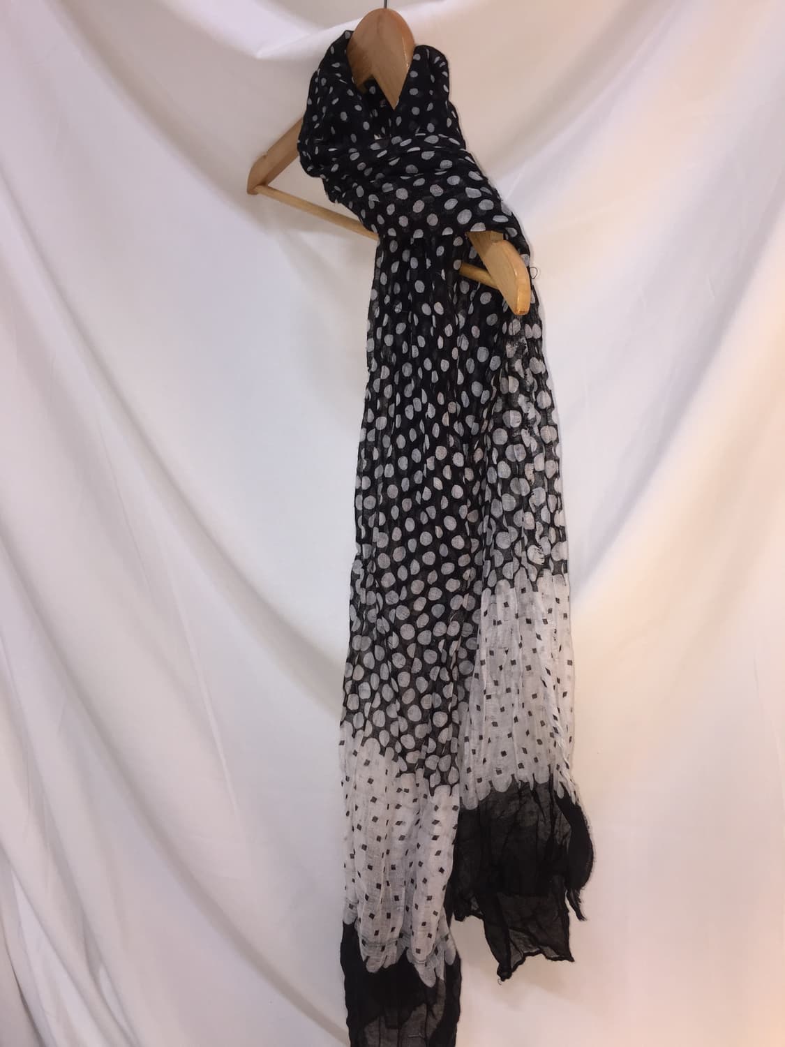 도트 그라데이션 머플러 상품이미지1