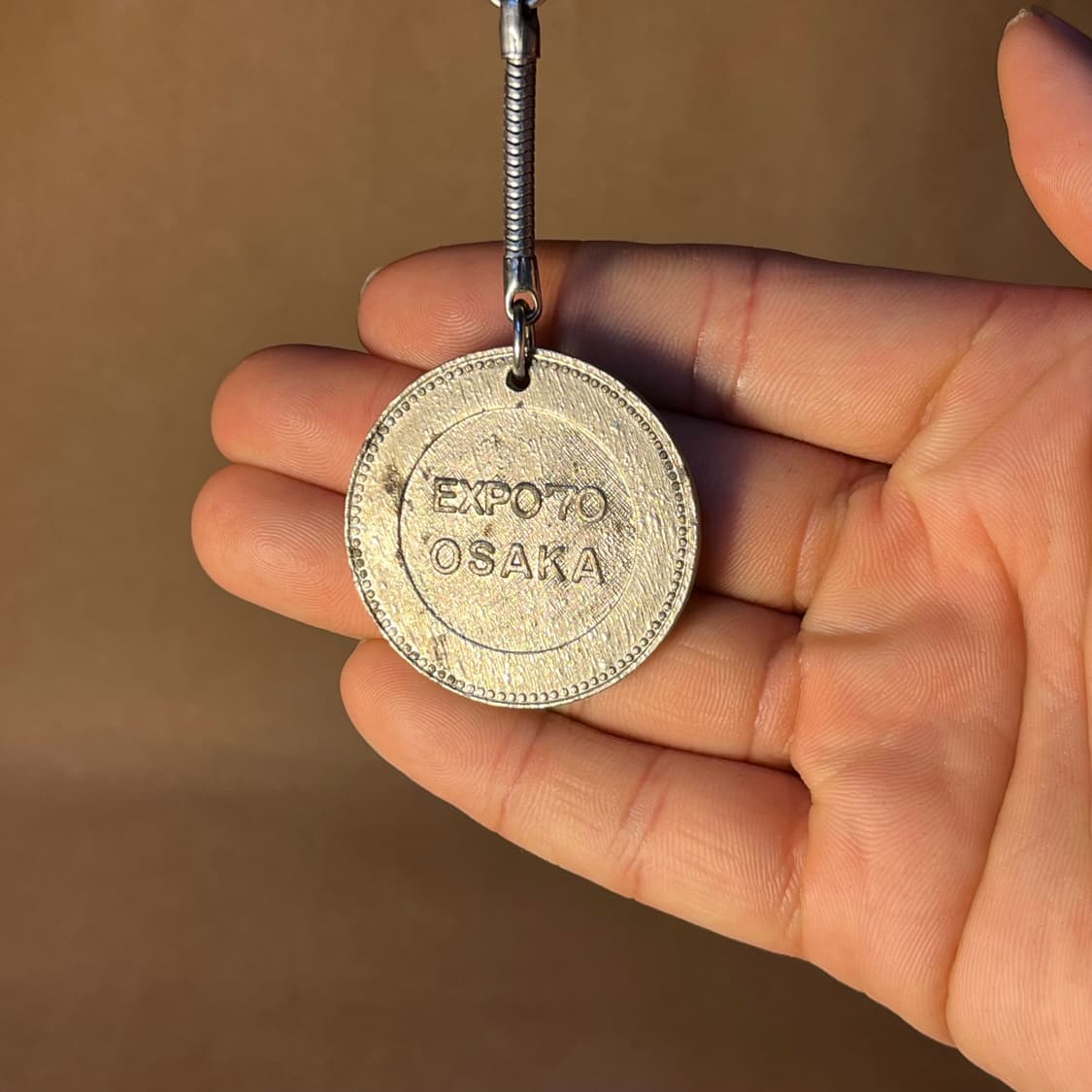 70. 오사카 엑스포 태양의 탑 기념주화 키링 상품이미지4