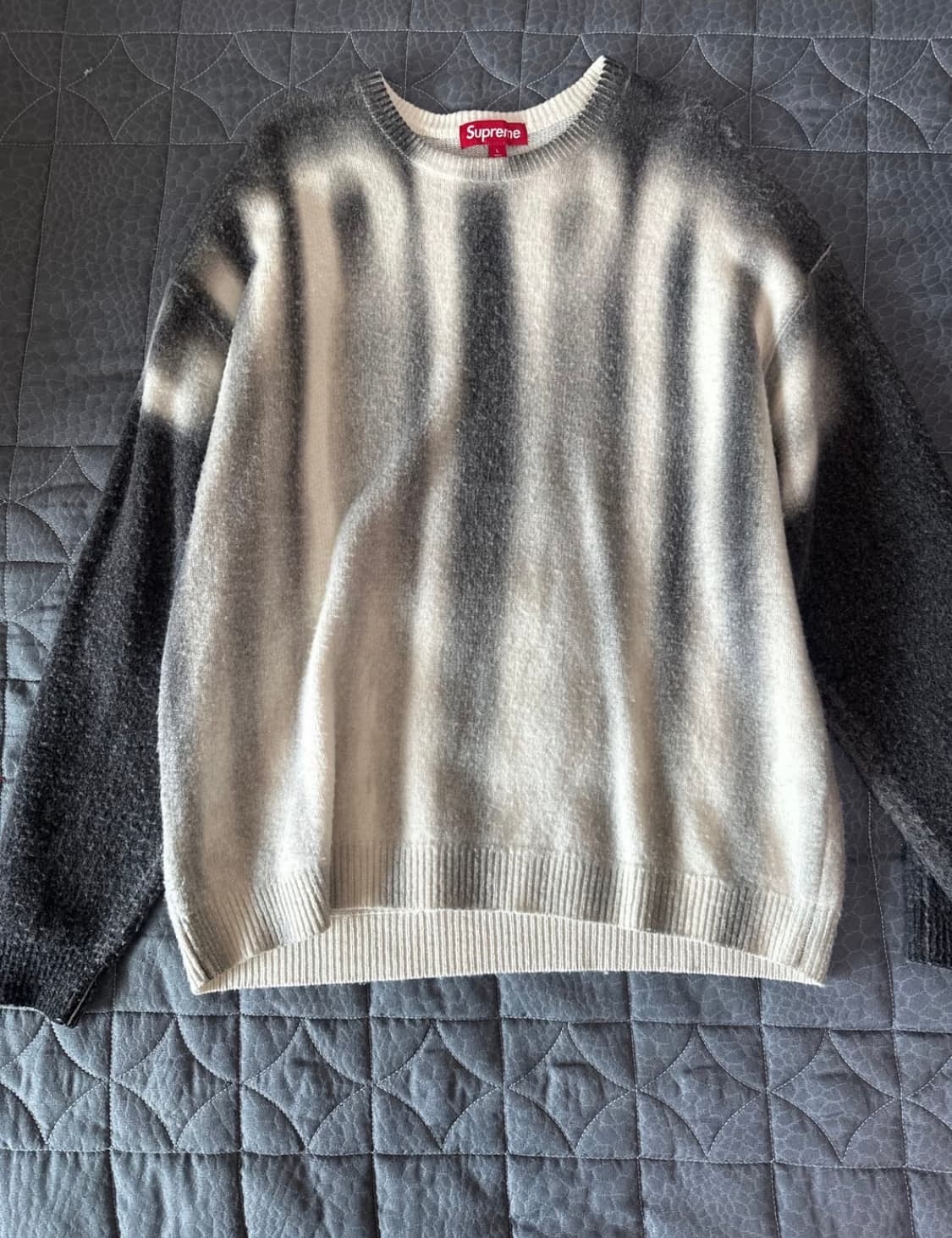 🚨Supreme 슈프림 블러드 로고 스웨터 블랙 상품이미지2