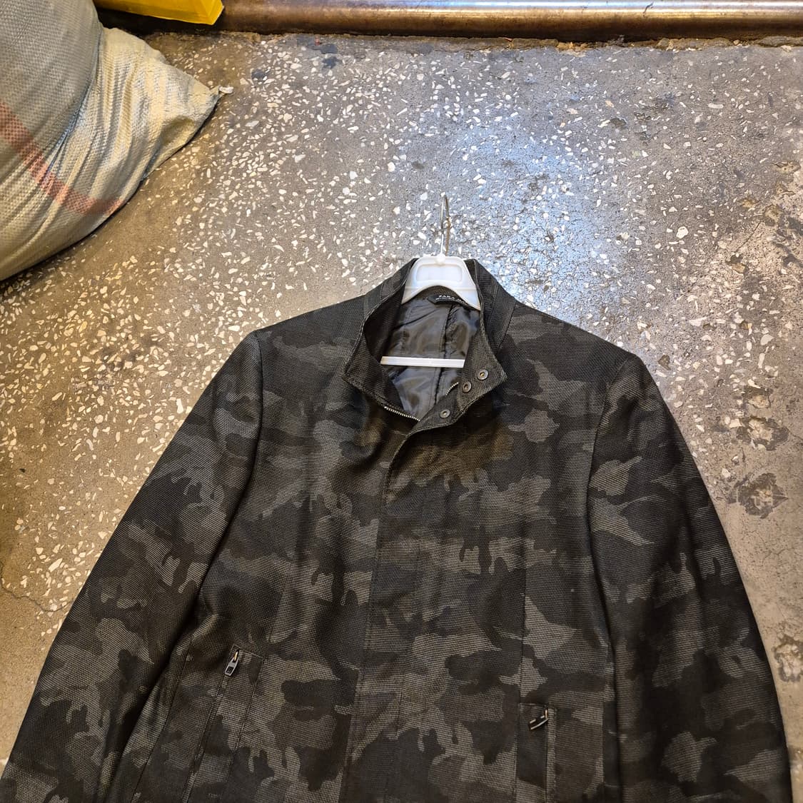 L(착샷잇음) 자라 카모패턴 차이나카라 블레이져  상품이미지7