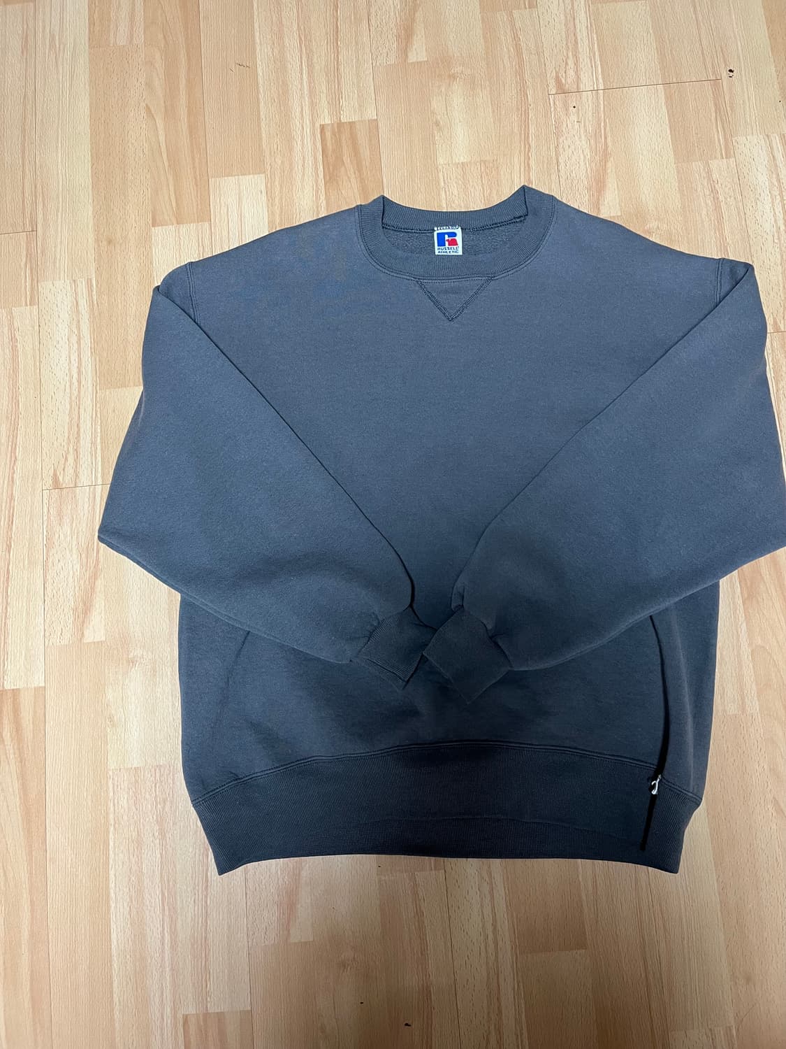 러셀 애슬레틱 90s 빈티지 스웻셔츠 차콜 상품이미지1