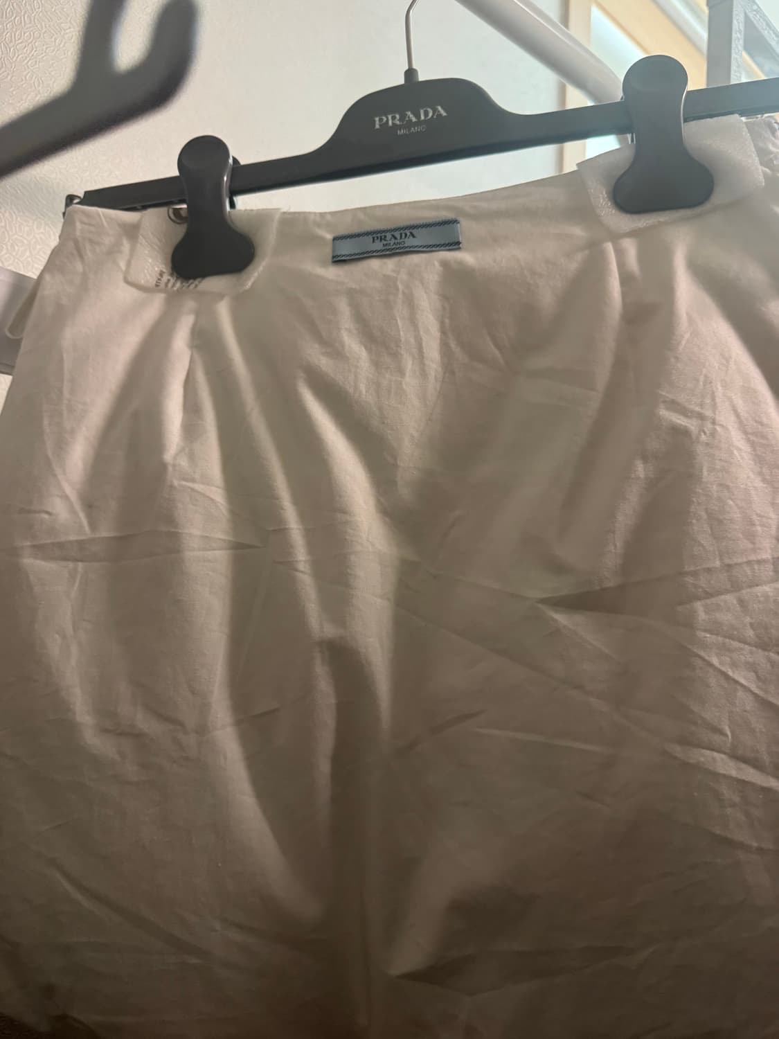 프라다 패딩스커트 36 화이트 새상품 김나영 차정원 상품이미지8