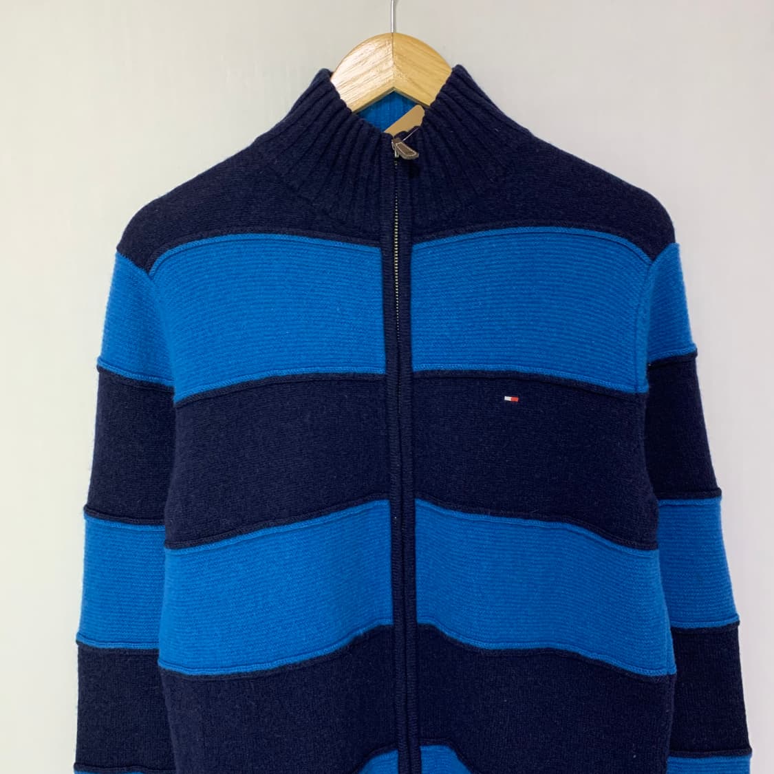 타미힐피거 투지퍼 반 하이넥 스트라이프 니트 집업 M 상품이미지3