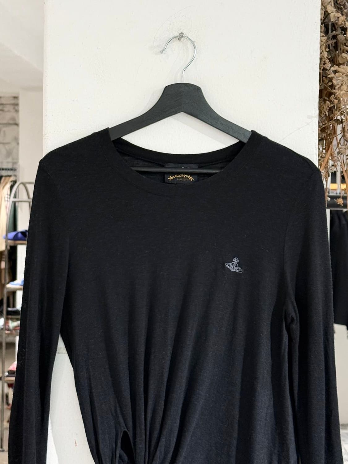 비비안 웨스트우드 앵글로매니아 블랙 트위스트 롱 슬리브 상품이미지4