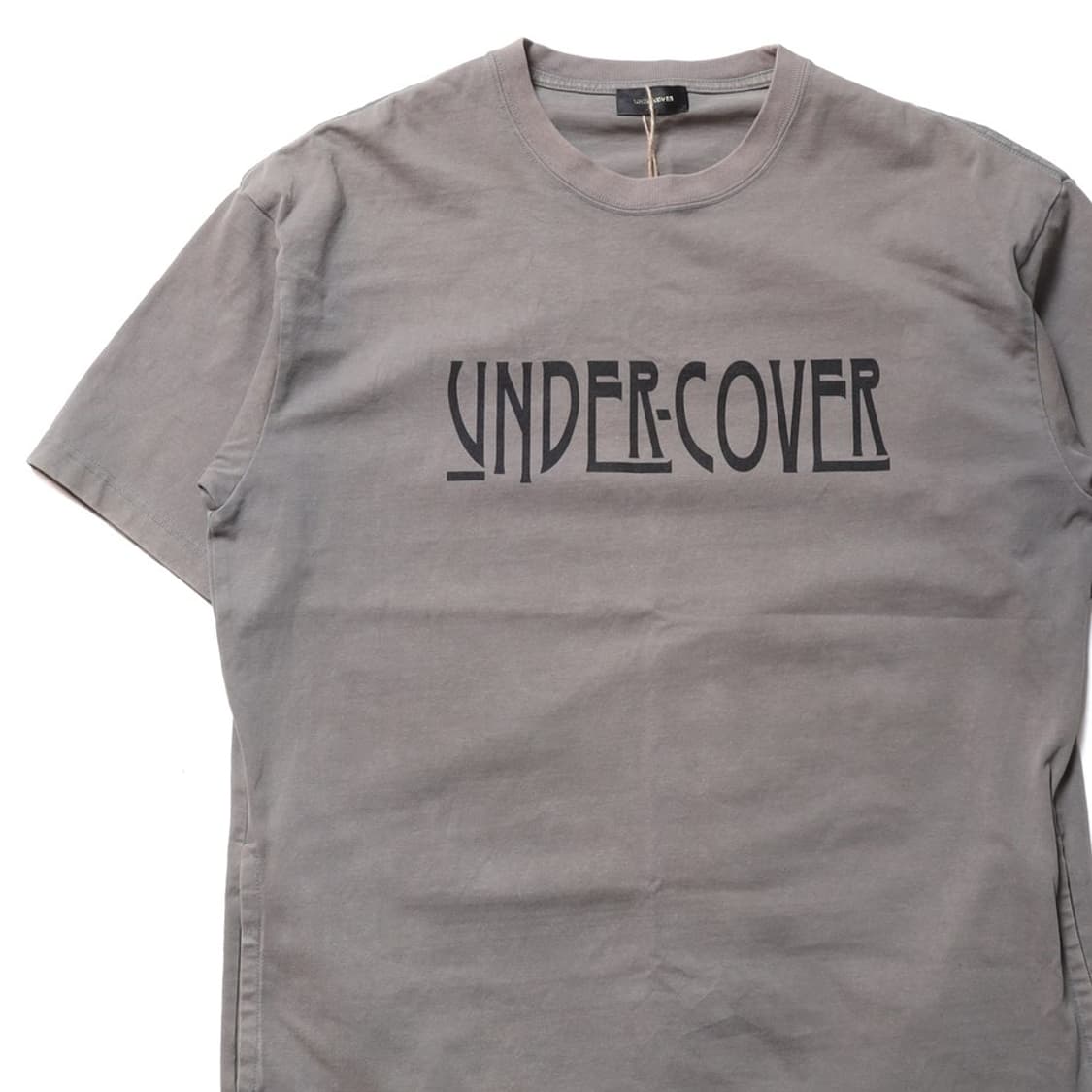 언더커버 Undercover 17ss Logo T-shirt

 상품이미지2
