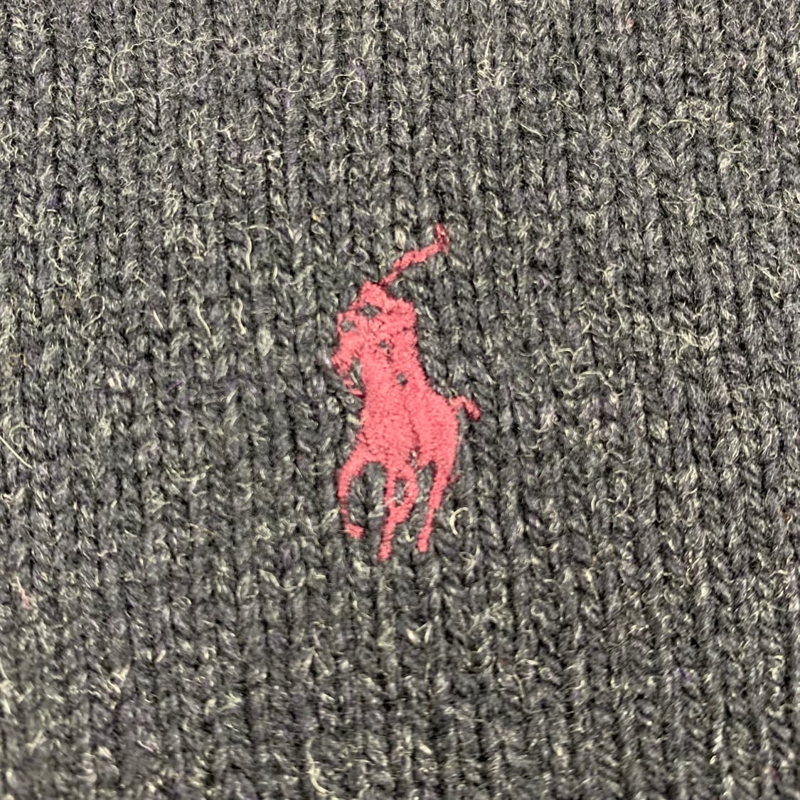 폴로 랄프로렌 포니로고 램스울 브이넥 니트 블랙 상품이미지3