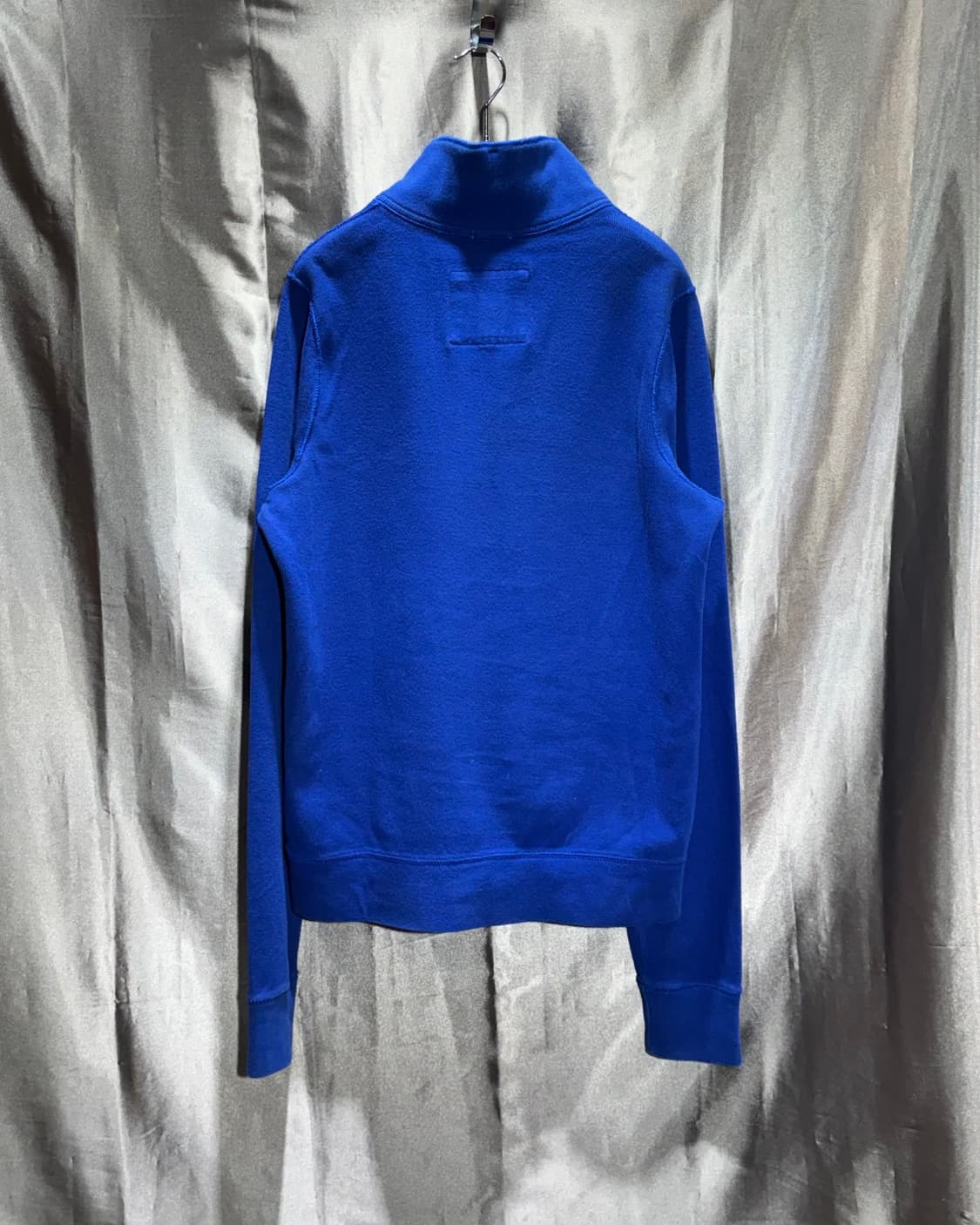 L 아베크롬비 딥블루 하이넥 버튼 니트 상품이미지3