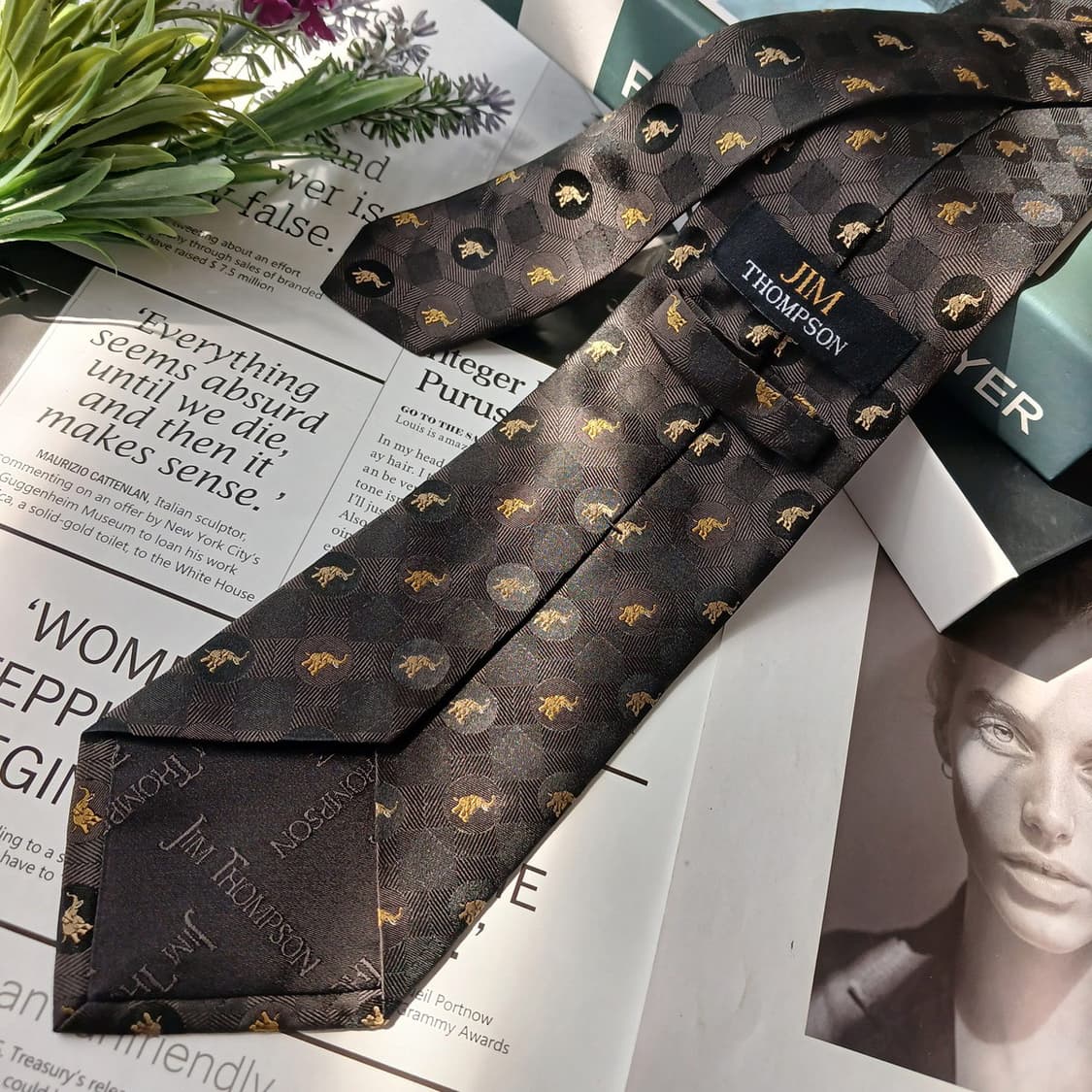 짐톰슨 코끼리 자수 패턴 넥타이 9.5cm A+~A등급 E848
 상품이미지3