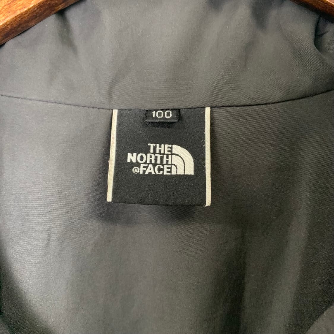 노스페이스 블랙 경량 패딩  상품이미지8