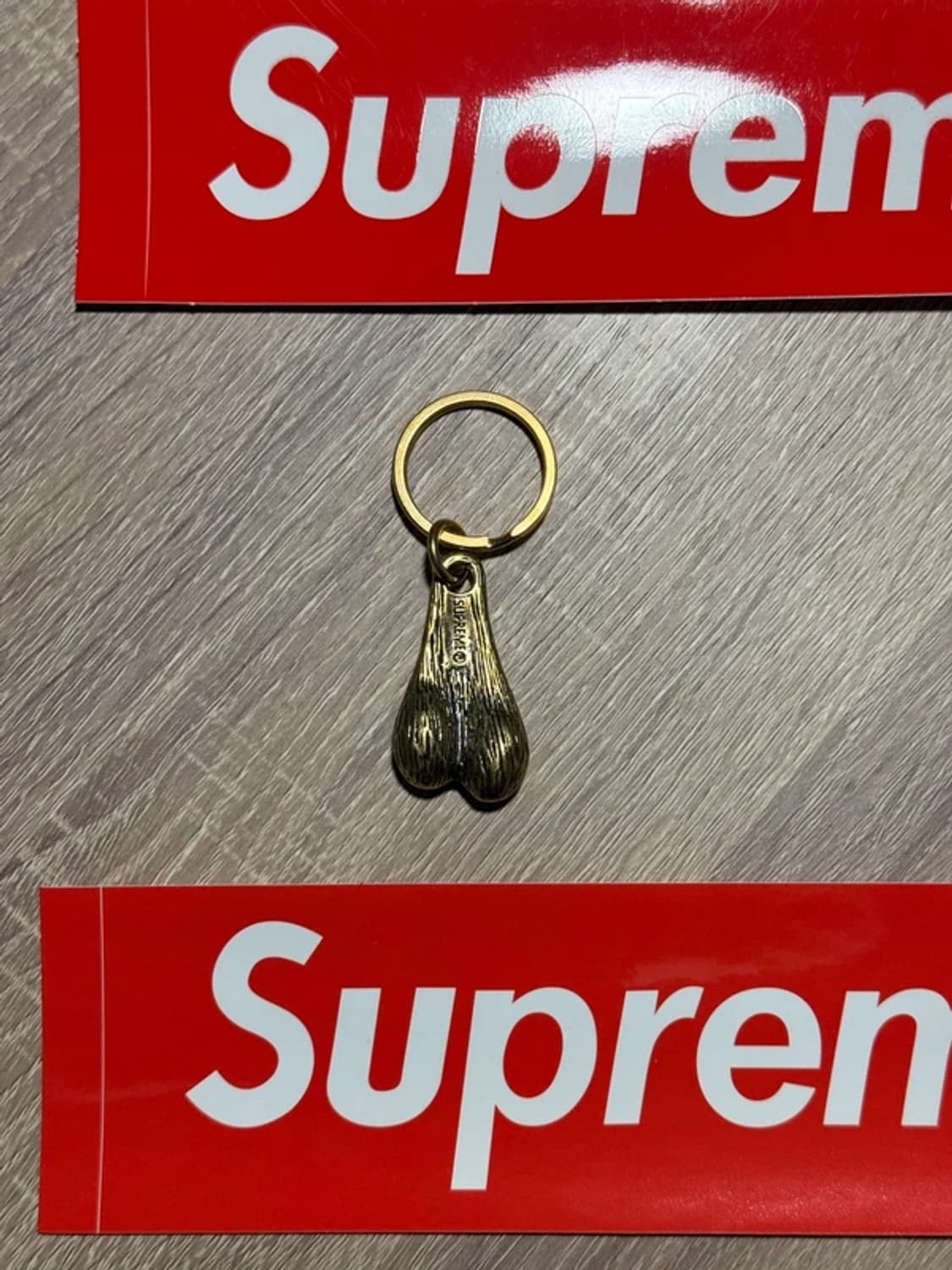 16SS 슈프림 브레스 볼 키링 상품이미지1