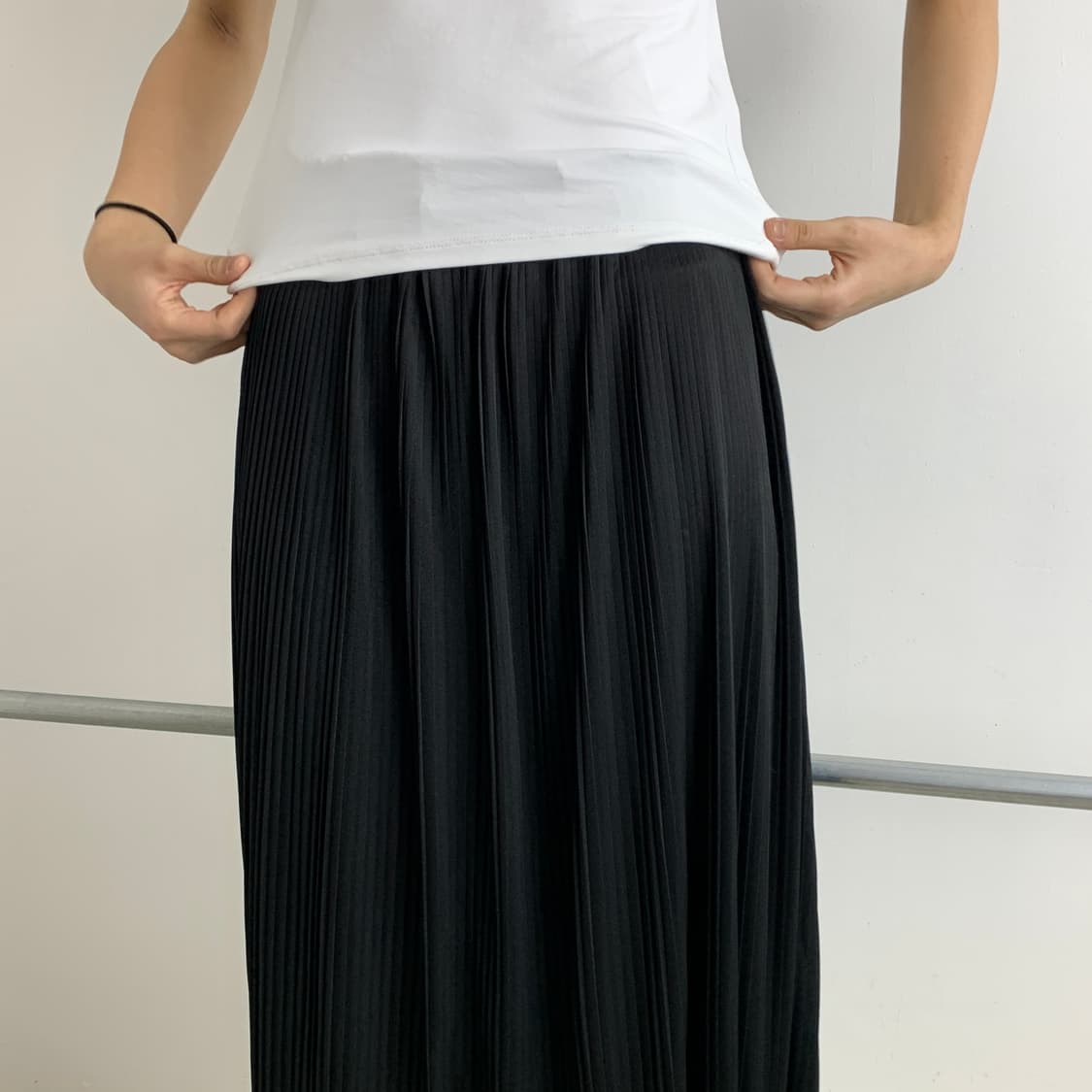 꼼데가르송 폴리 플리츠 롱 스커트 상품이미지3