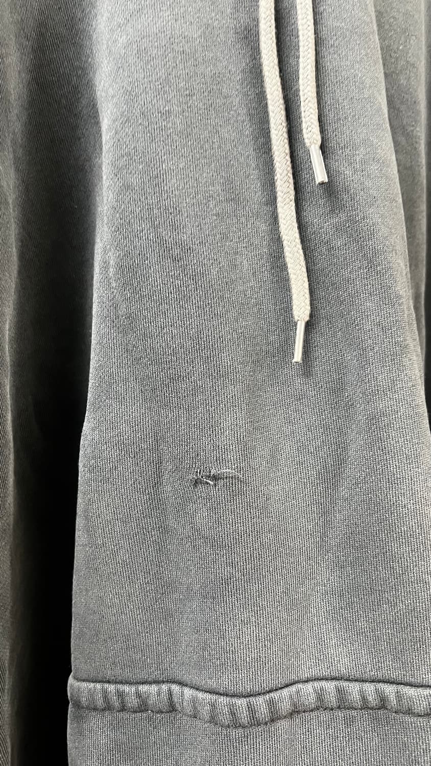 (새상품)이지갭 풀오버 후디 포에틱블랙 XL 상품이미지5