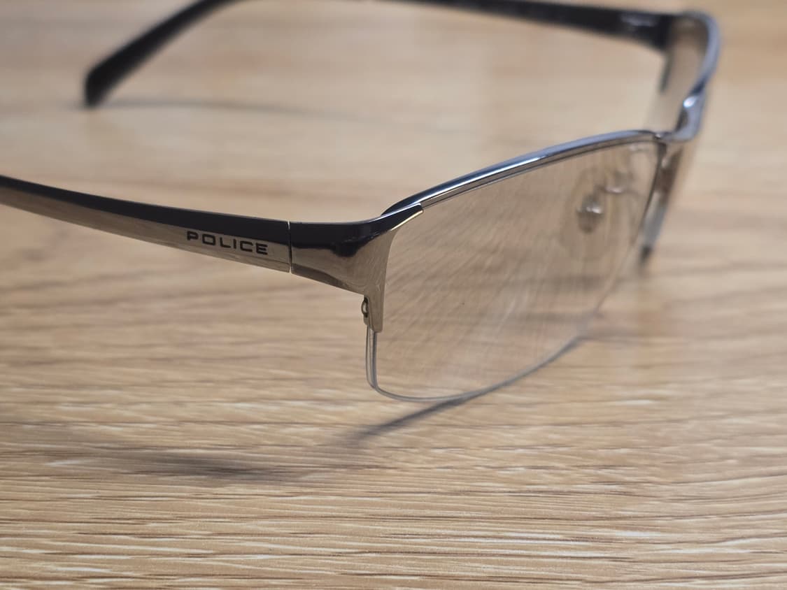 Police 폴리스 반무테 그라데이션 안경 상품이미지5