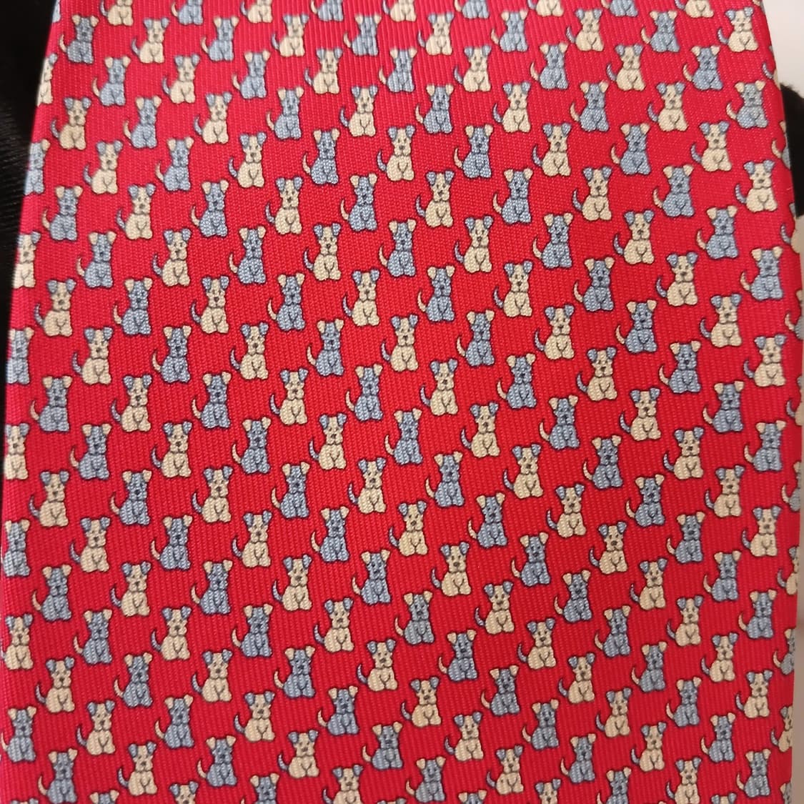 페라가모 실크 레드 강아지 패턴 넥타이 8.5cm A+등급 A18886
 상품이미지7