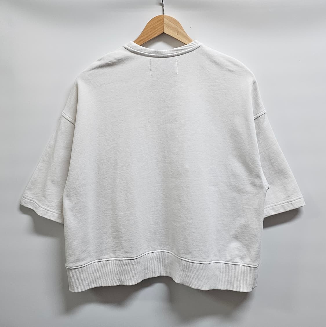 캘빈클라인 여성 반팔 맨투맨 티셔츠 XS 상품이미지2