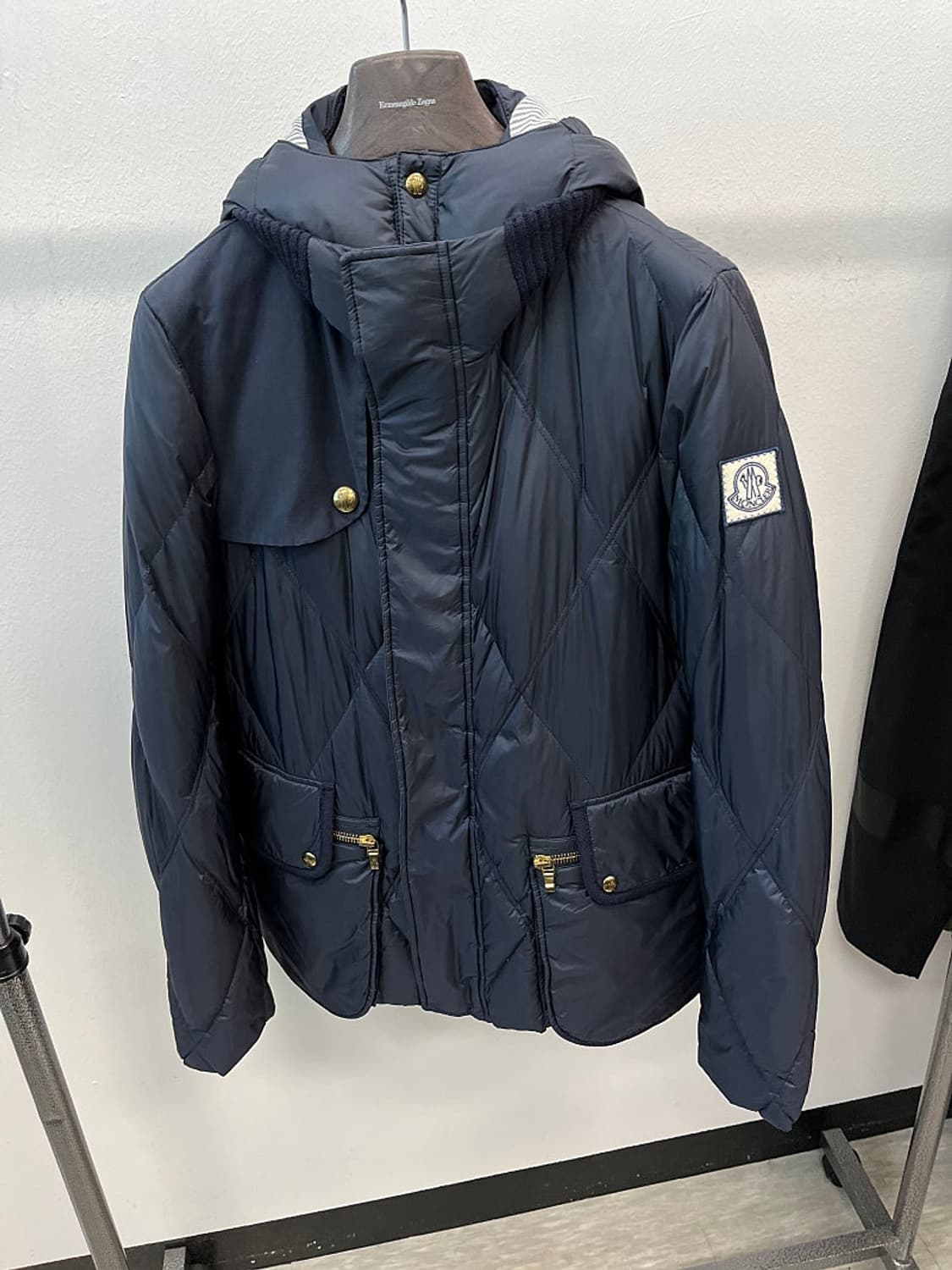 105) 몽클레어 감마블루 퀼팅다운패딩  상품이미지3