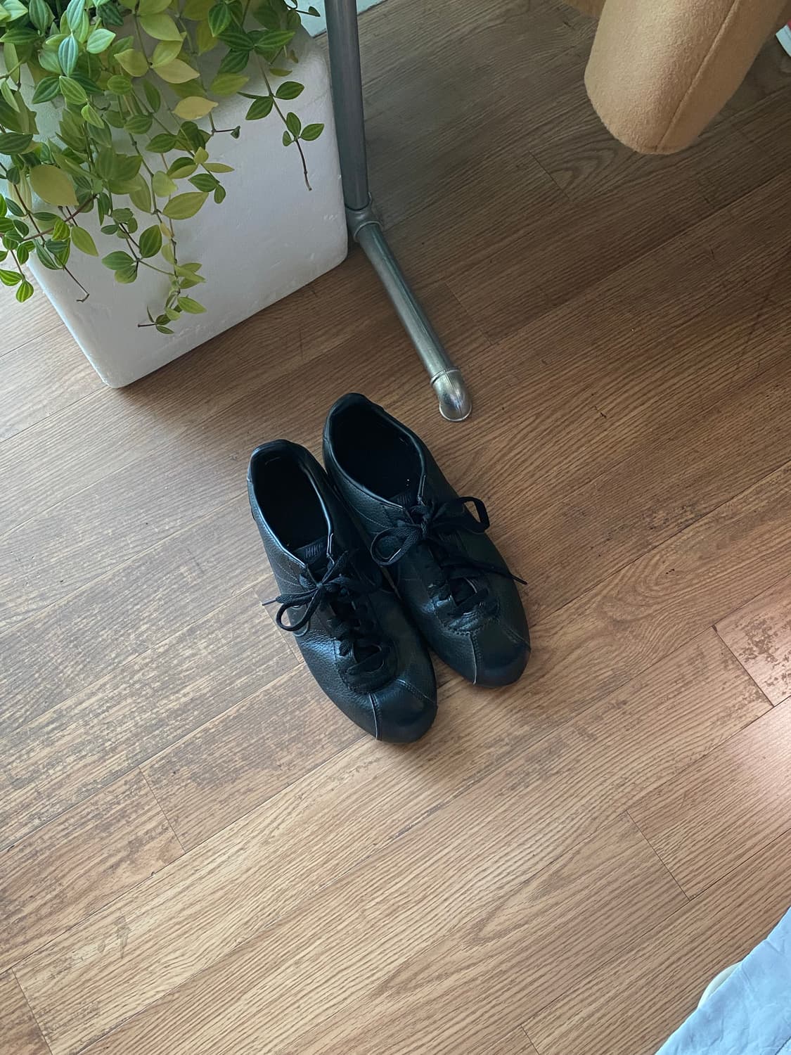 나이키 코르테즈 레더 올검 270 상품이미지1