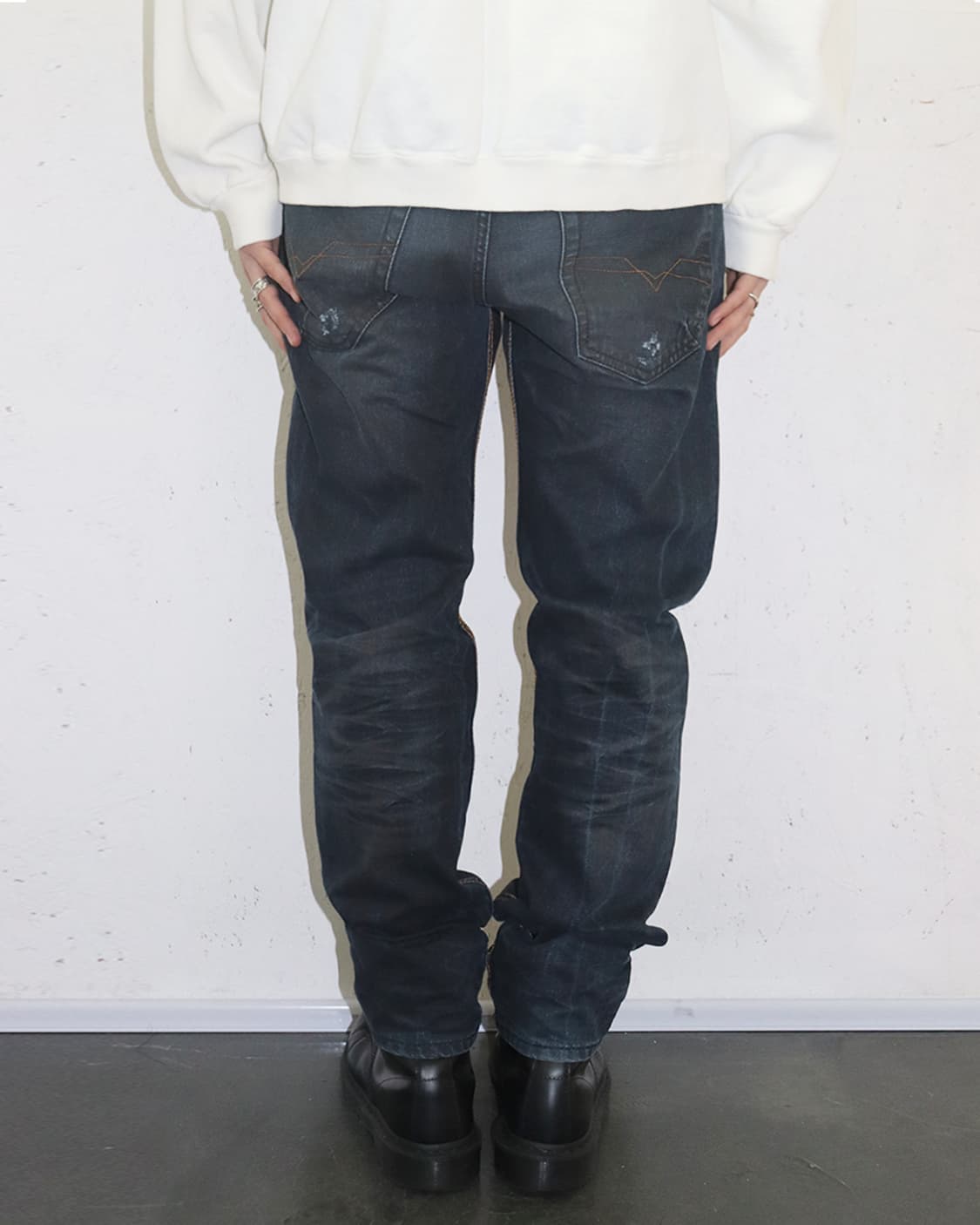 디젤 슬림 스키니 워시드 데님 진 상품이미지2