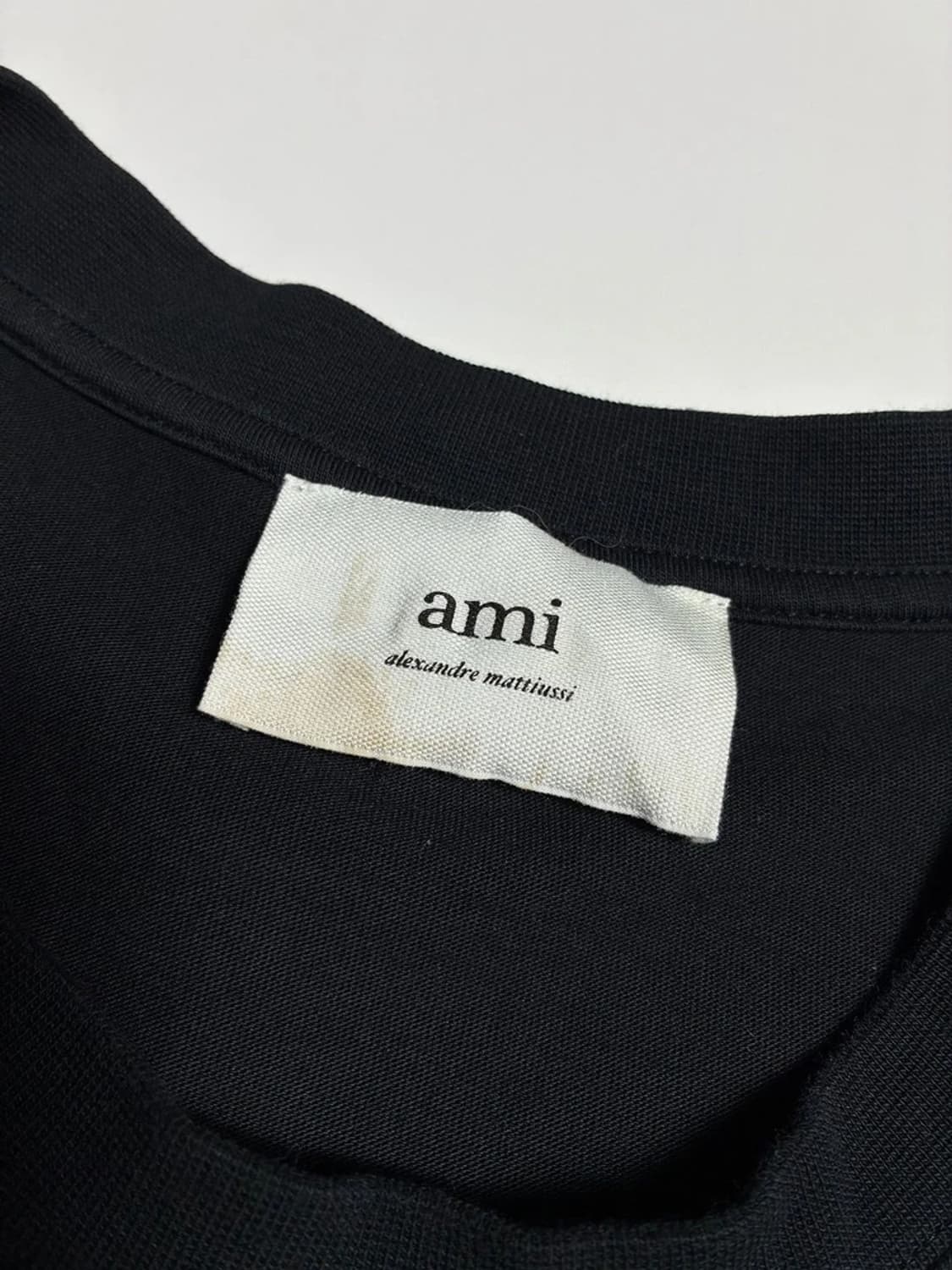 아미 AMI 스몰 하트 로고 코튼 반팔 티셔츠 R1277 상품이미지7