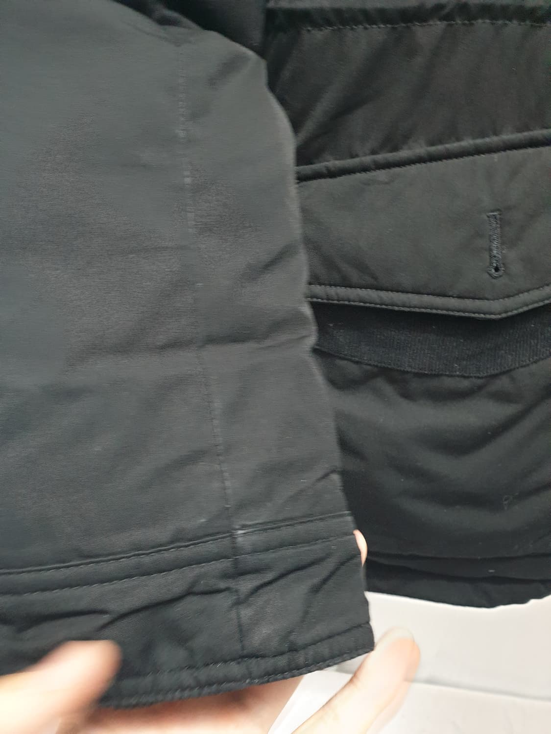 에스피오나지 블랙 후드 패딩 점퍼 상품이미지3