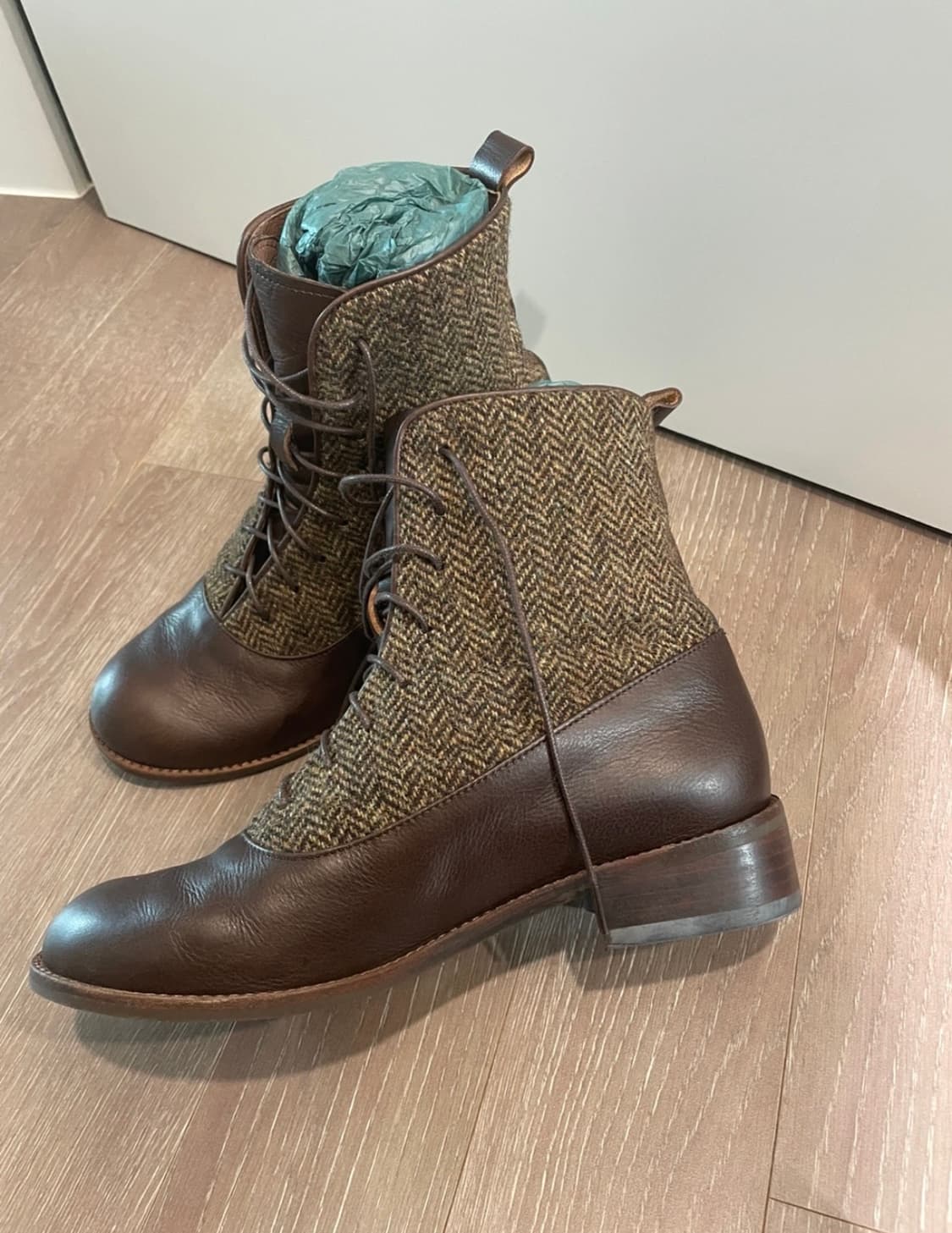 해리스트위드 가죽 부츠 상품이미지1